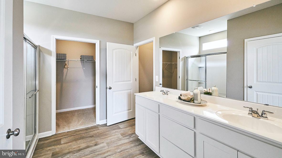 WOODFIELD PRESERVE - Residential