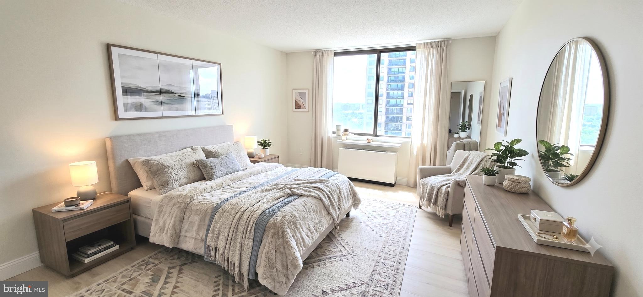 SKYLINE PLAZA - Residential