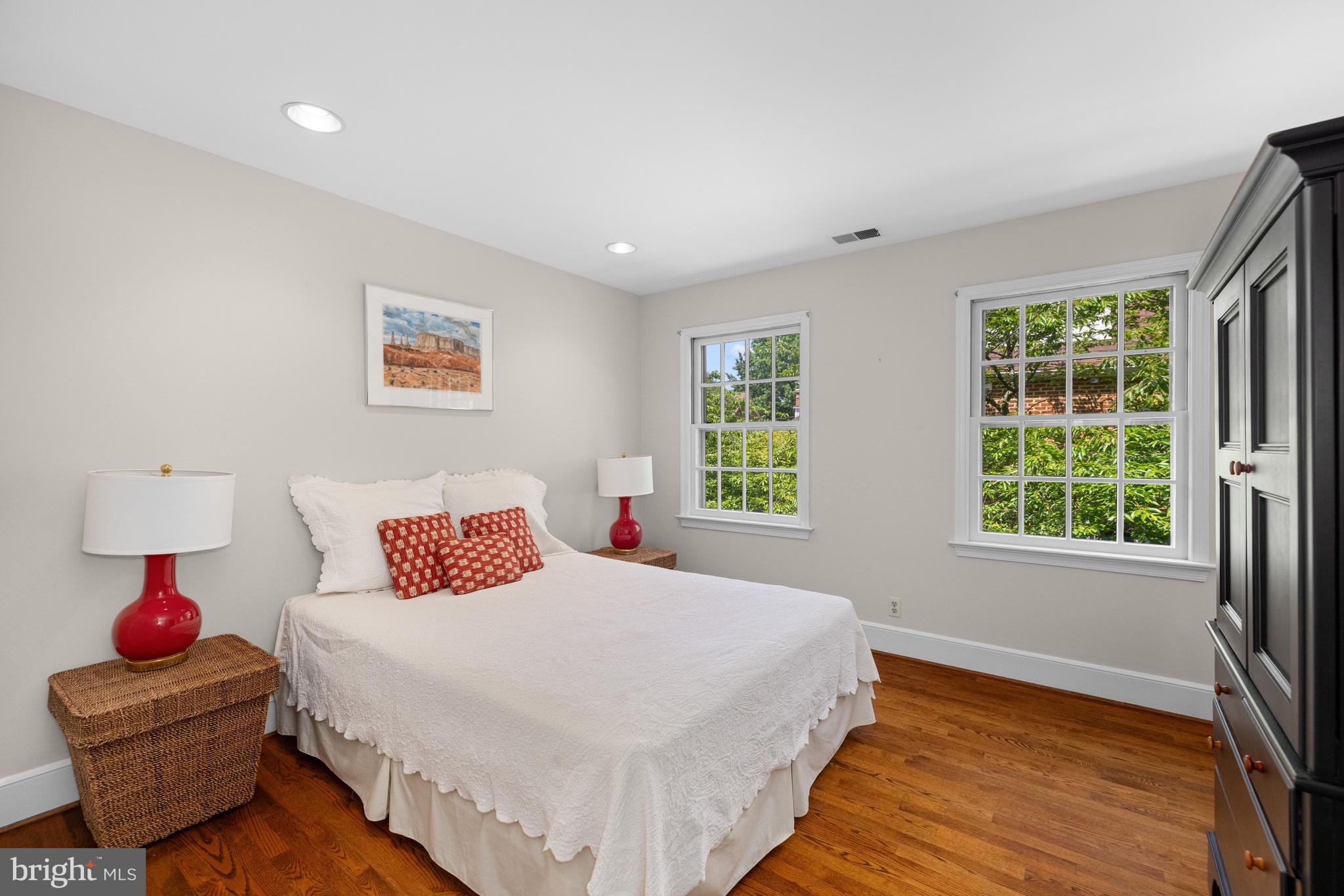 CLEVELAND PARK - Residential