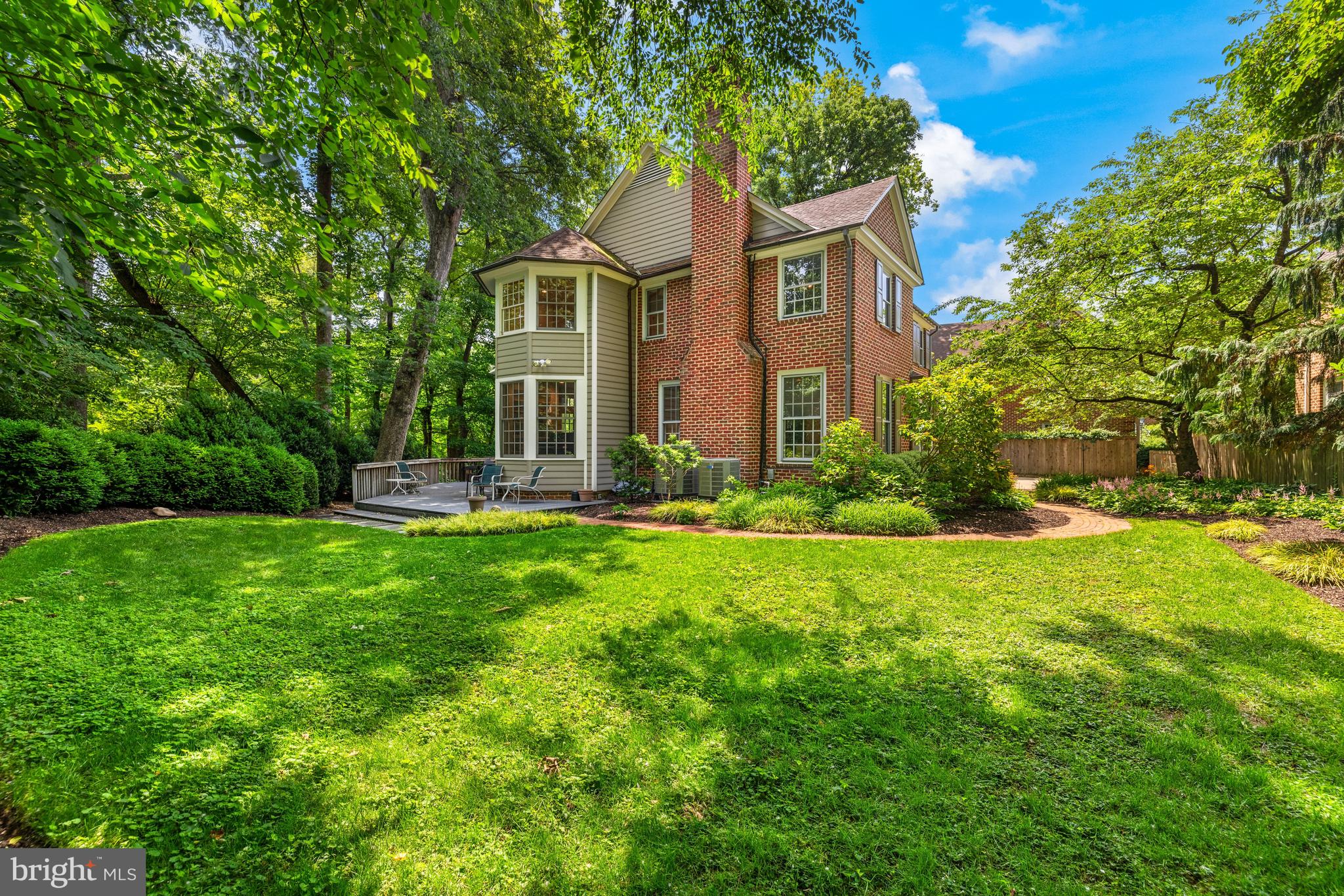 CLEVELAND PARK - Residential