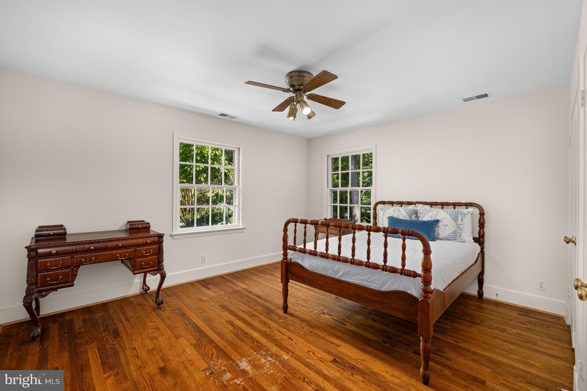 CLEVELAND PARK - Residential