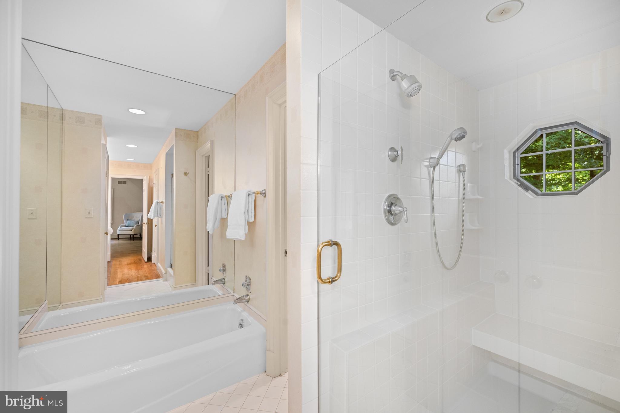 CLEVELAND PARK - Residential