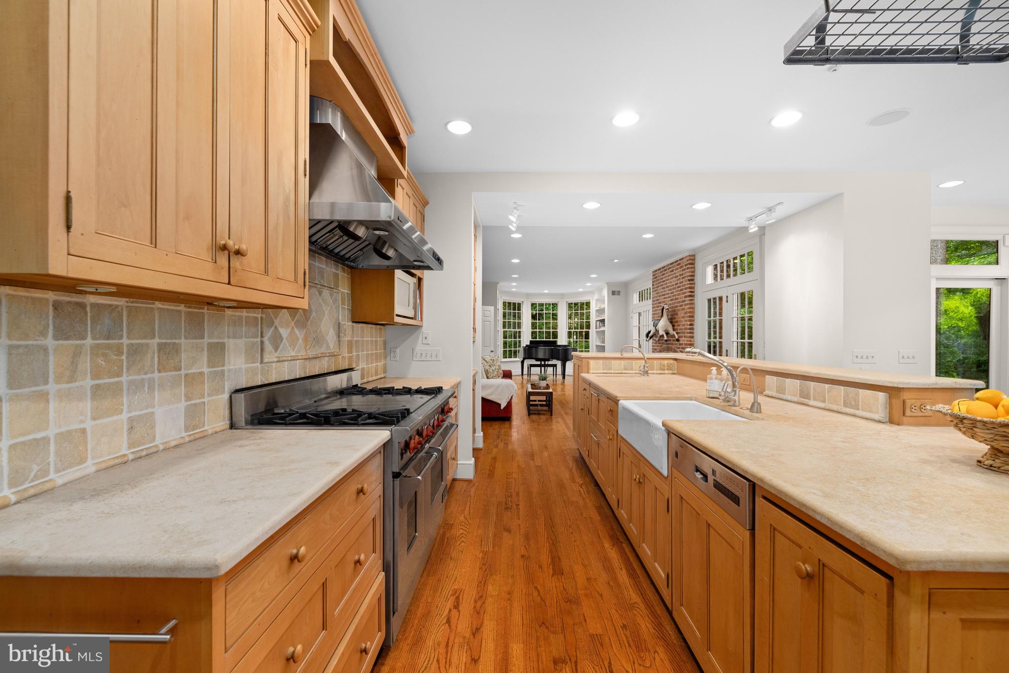 CLEVELAND PARK - Residential
