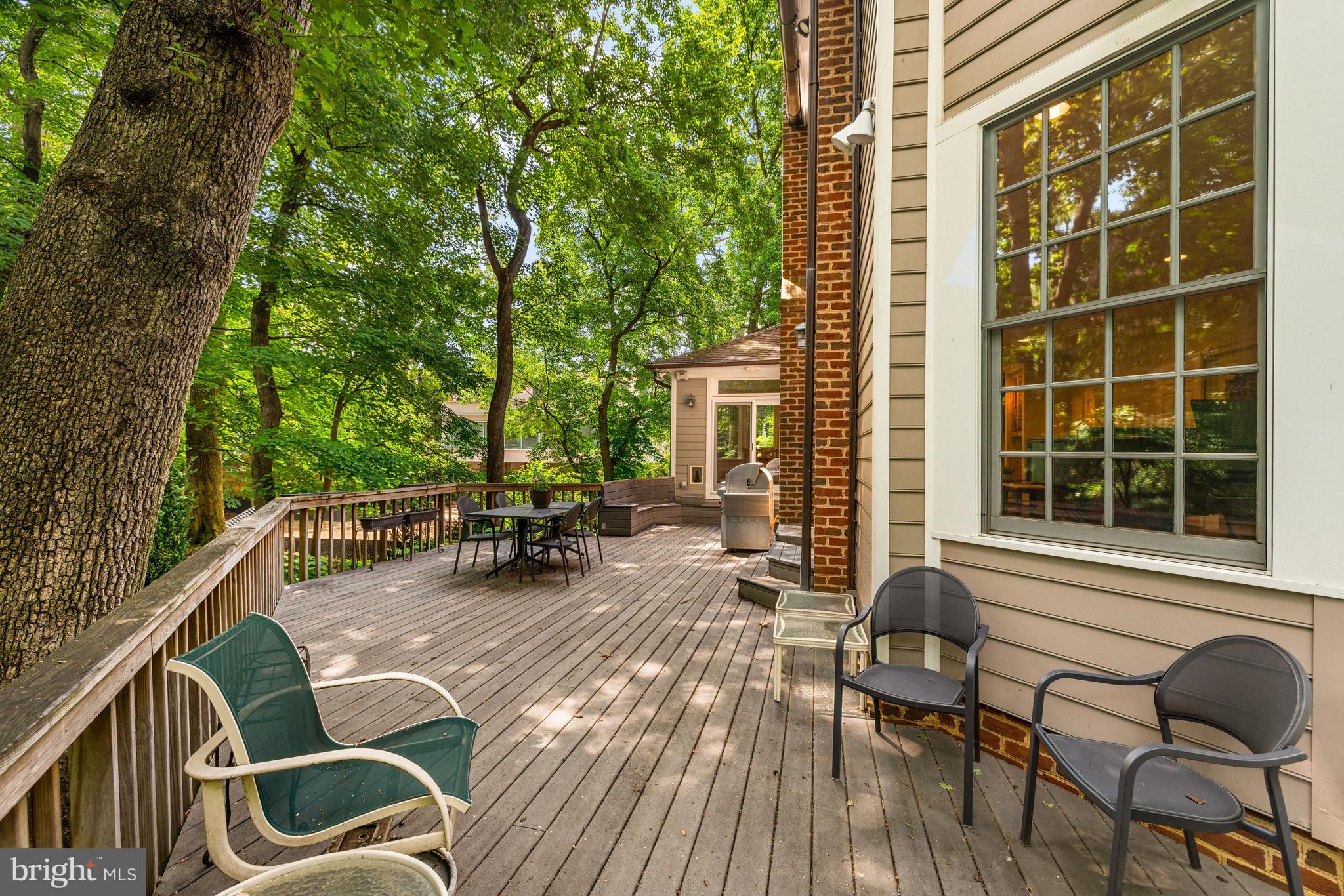 CLEVELAND PARK - Residential
