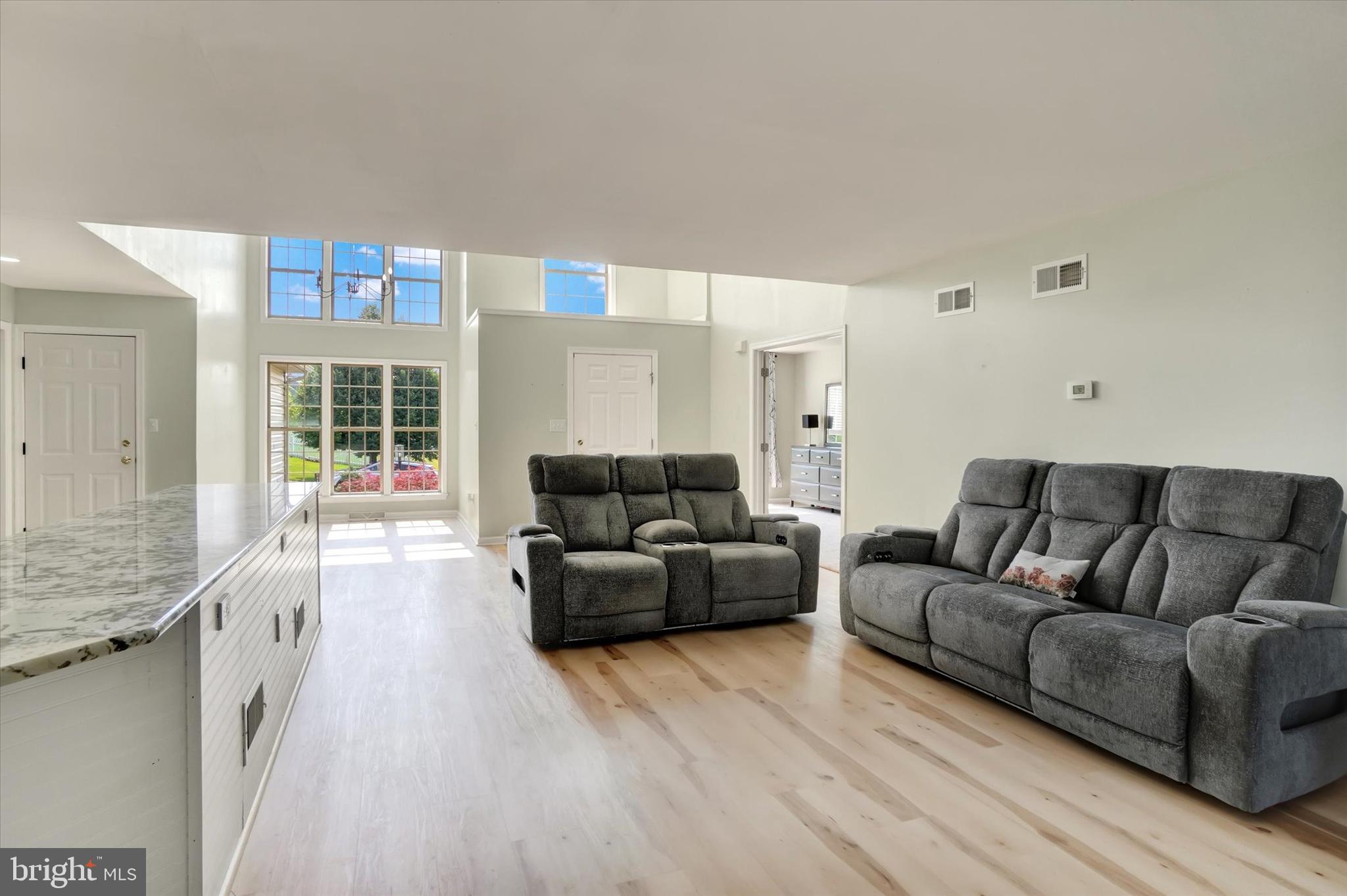 LOGAN GREENS - Residential