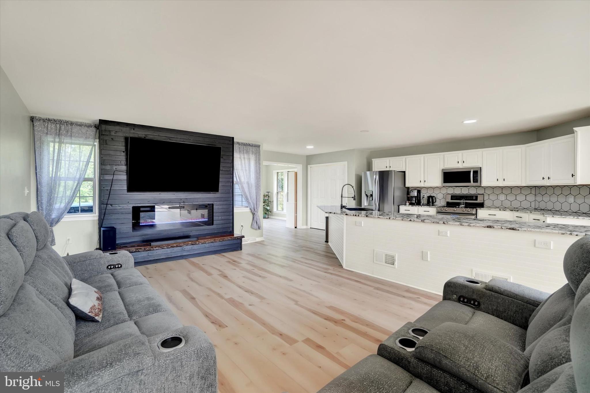 LOGAN GREENS - Residential