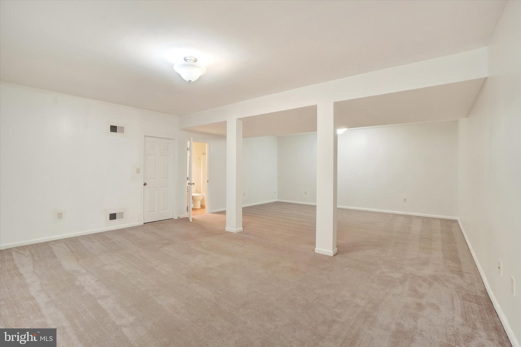 LOGAN GREENS - Residential