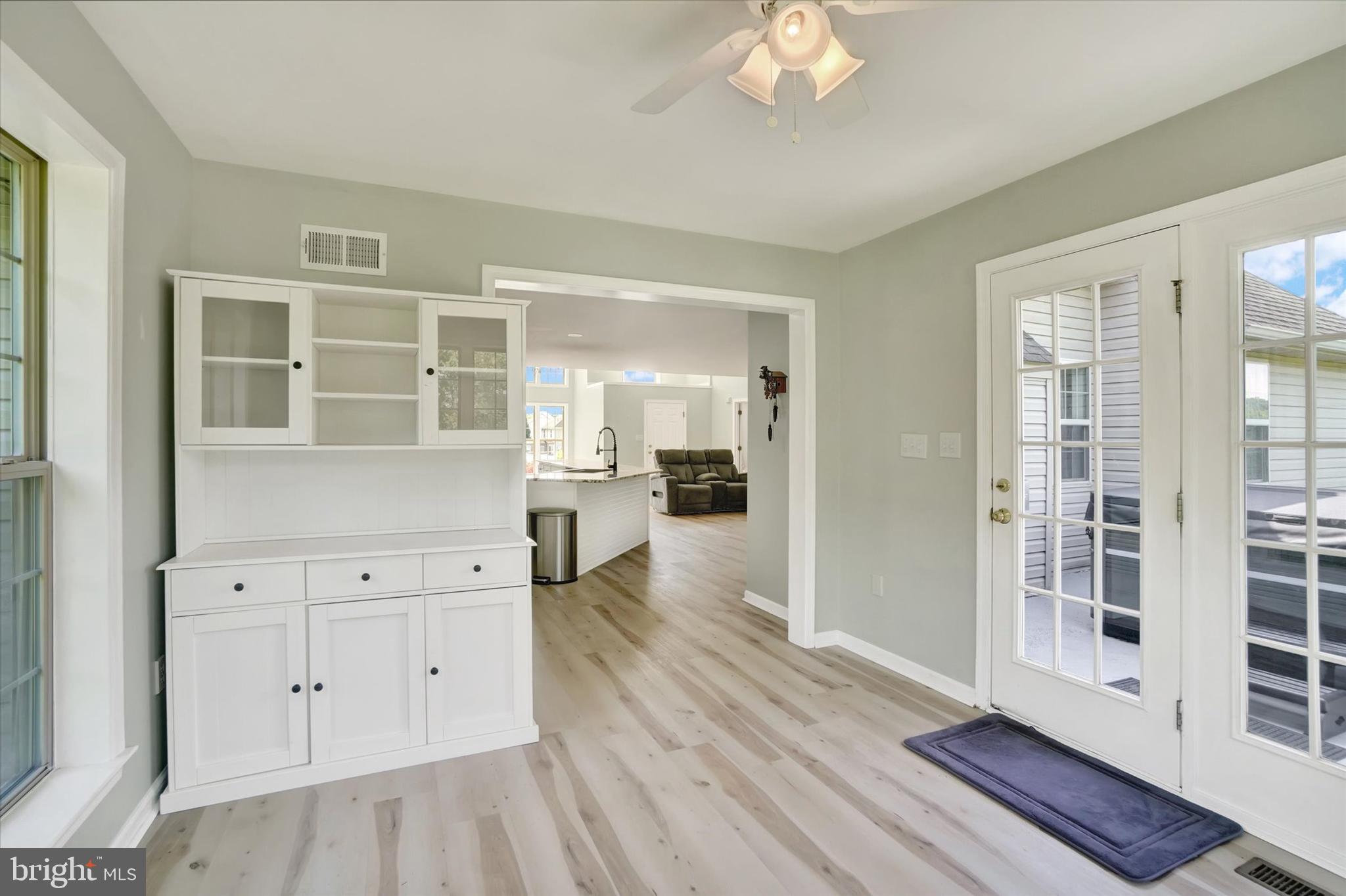 LOGAN GREENS - Residential