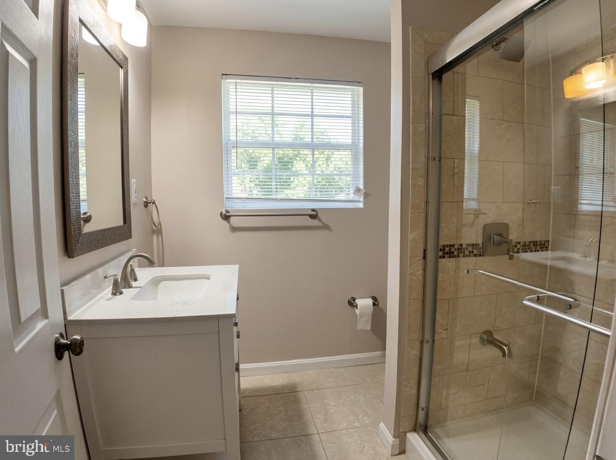 OAKHURST - Residential