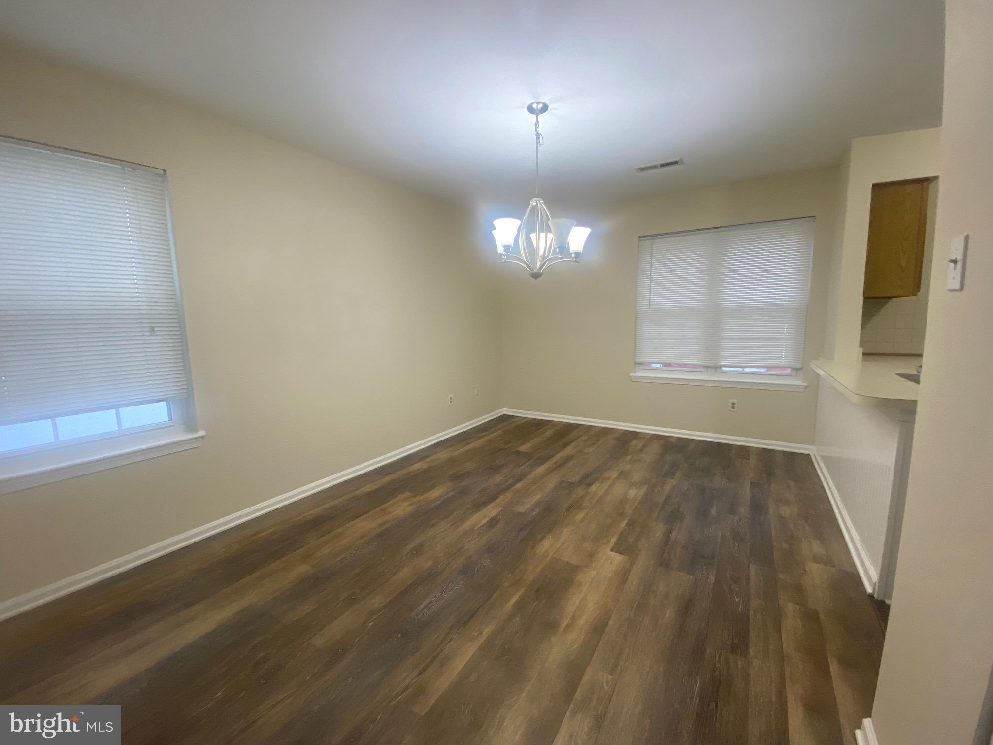 OXFORD CROSSING - Residential Lease