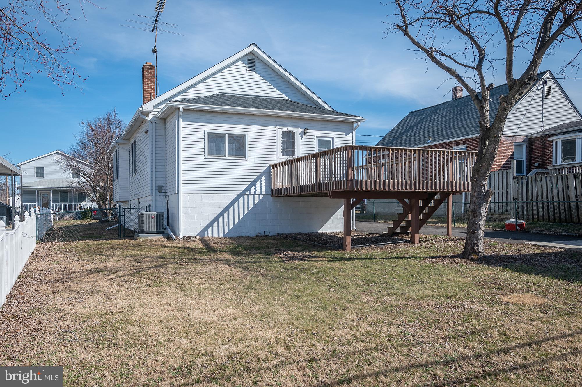 NORWOOD PARK - Residential Lease