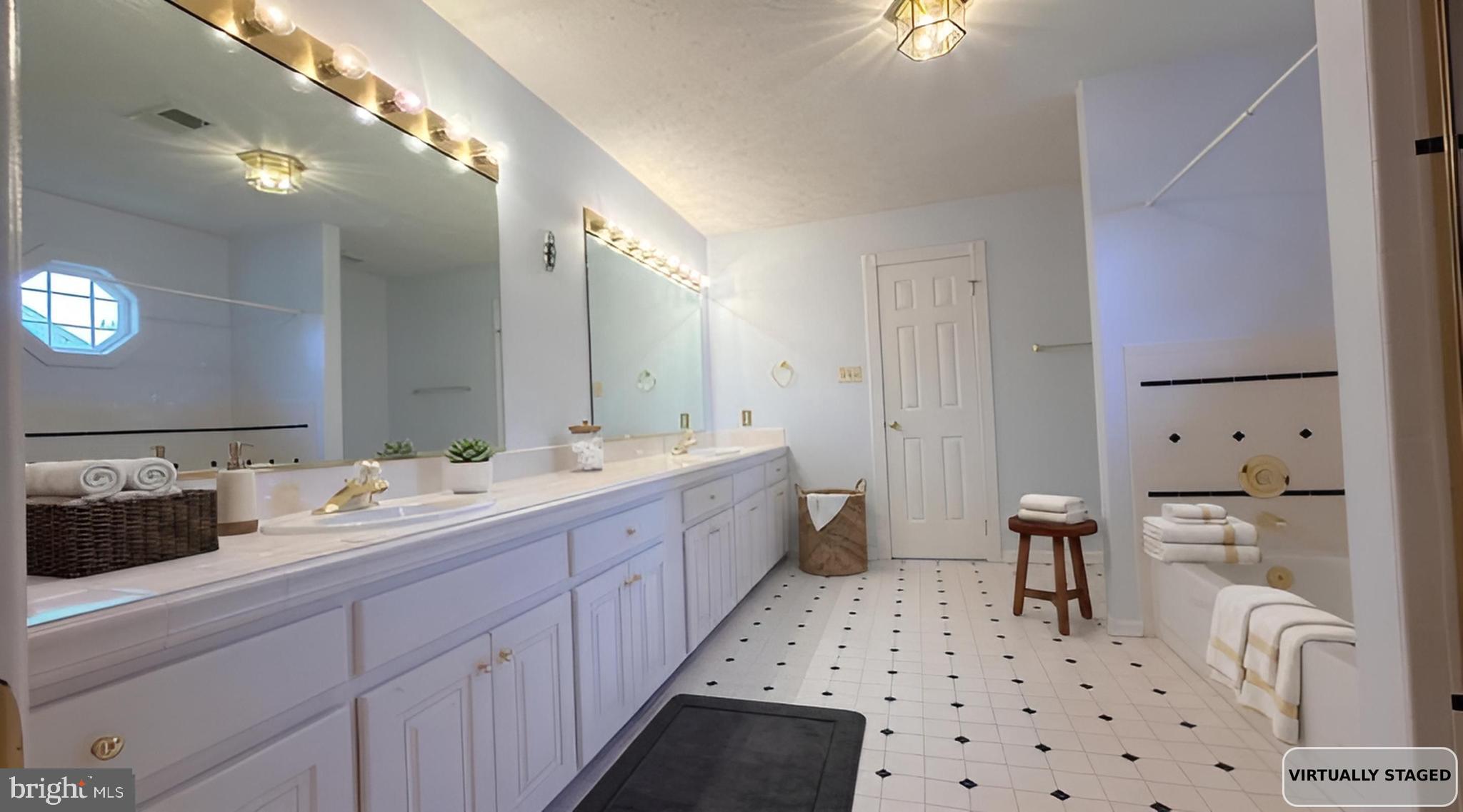ASHBURN FARM - Residential