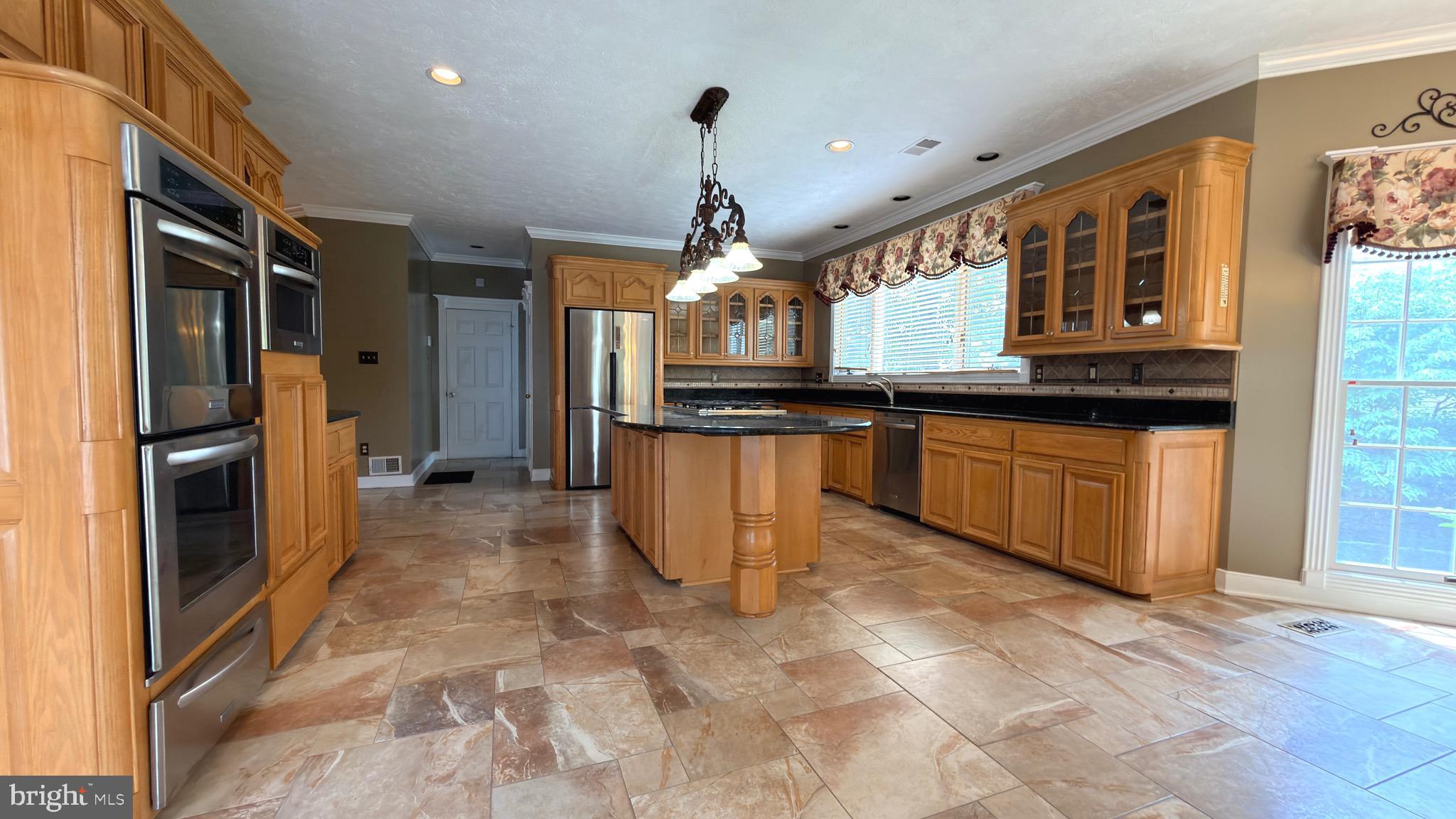 ASHBURN FARM - Residential