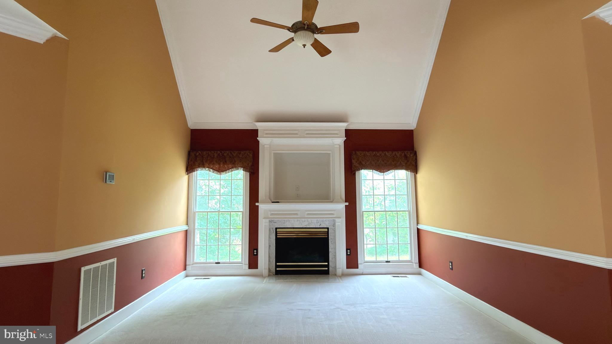 ASHBURN FARM - Residential