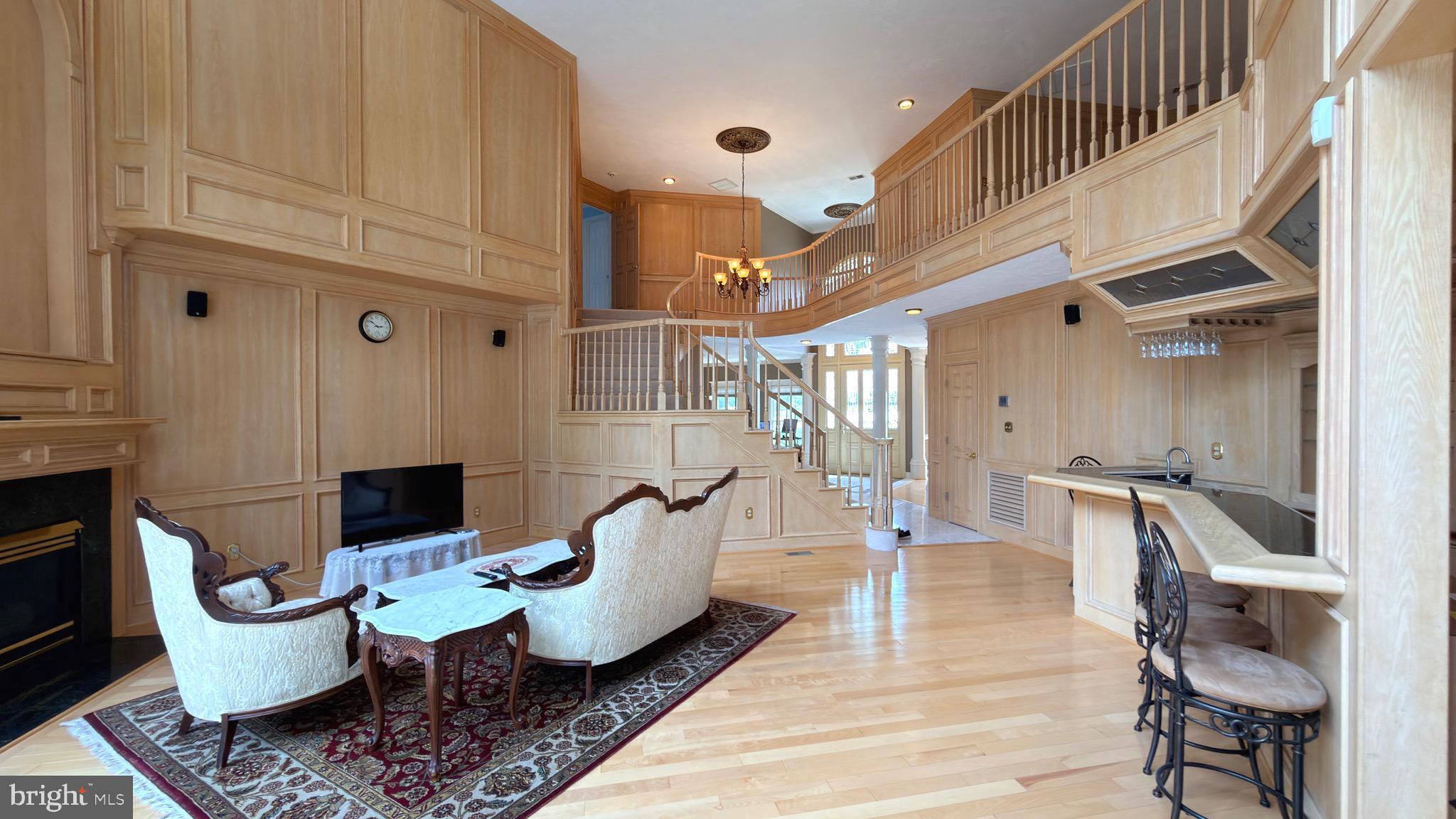 ASHBURN FARM - Residential