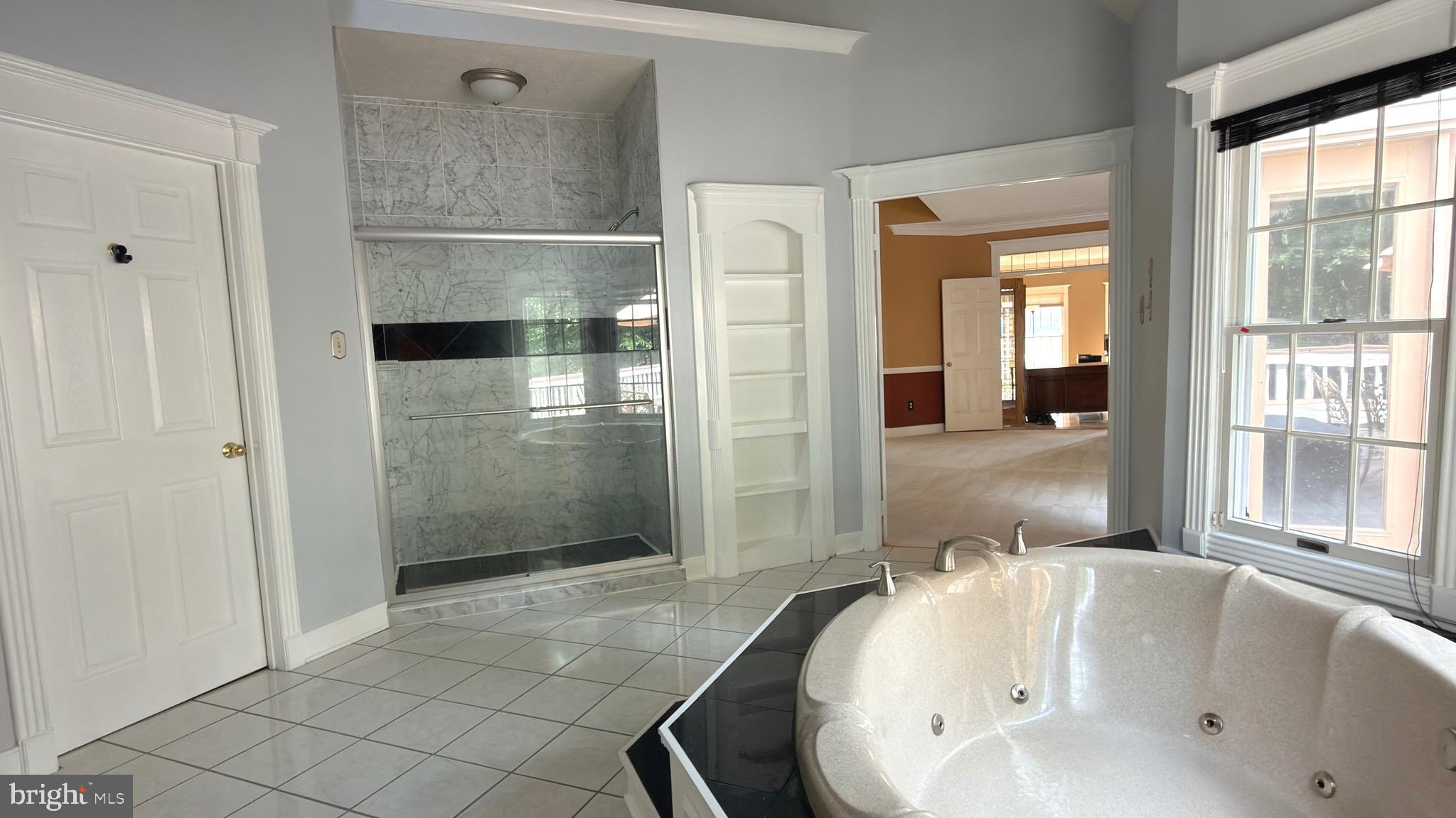 ASHBURN FARM - Residential