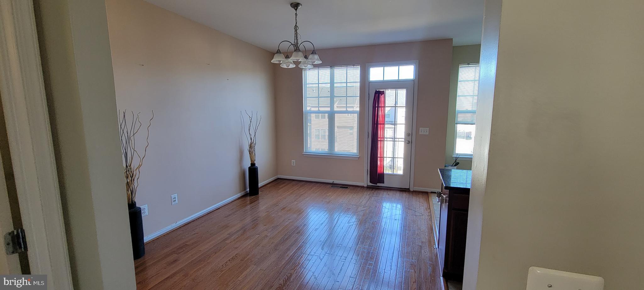 WOODSTREAM - Residential Lease