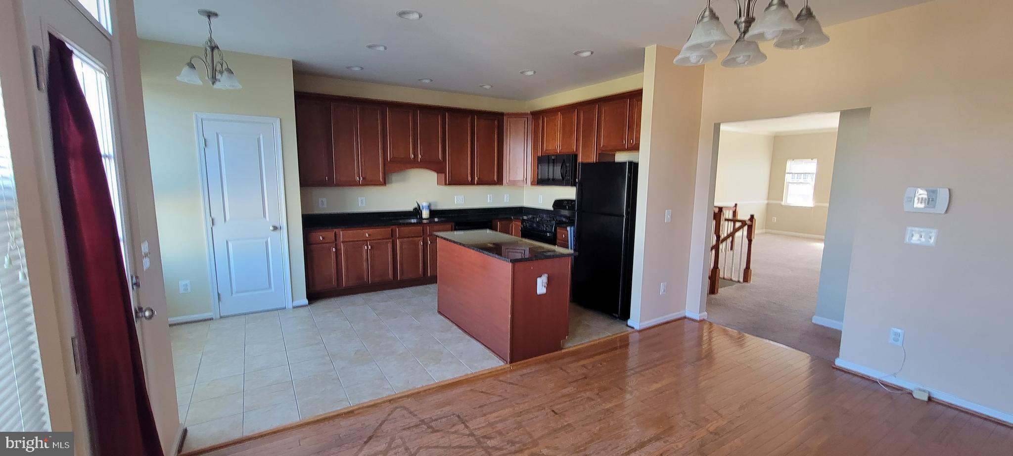 WOODSTREAM - Residential Lease