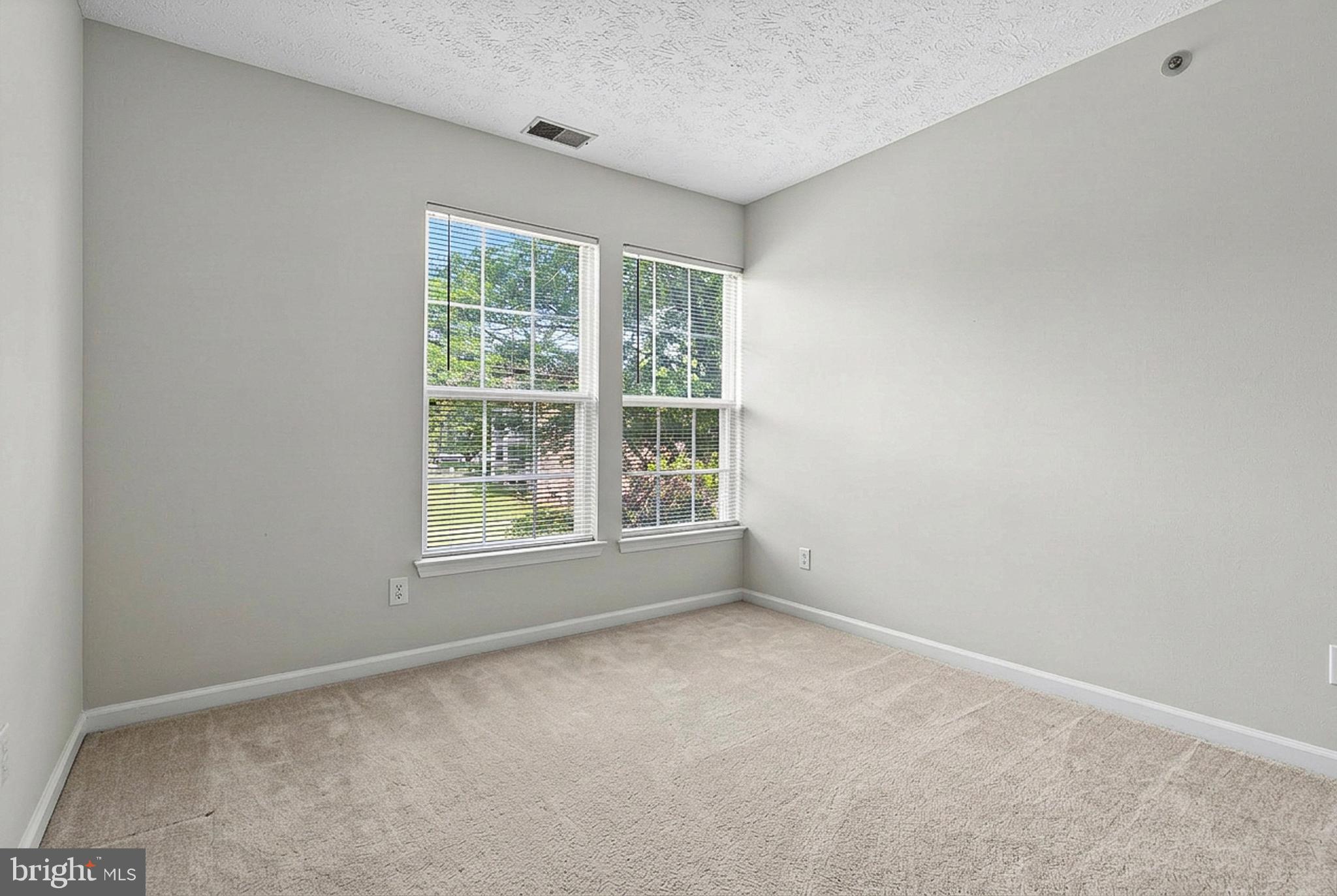 ROCKBURN COMMONS III - Residential