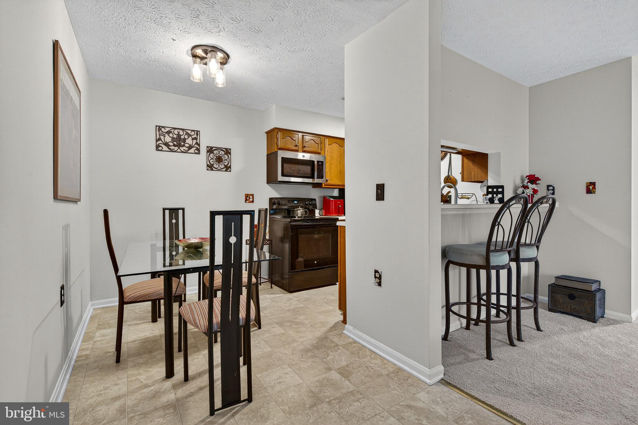 ROCKBURN COMMONS III - Residential