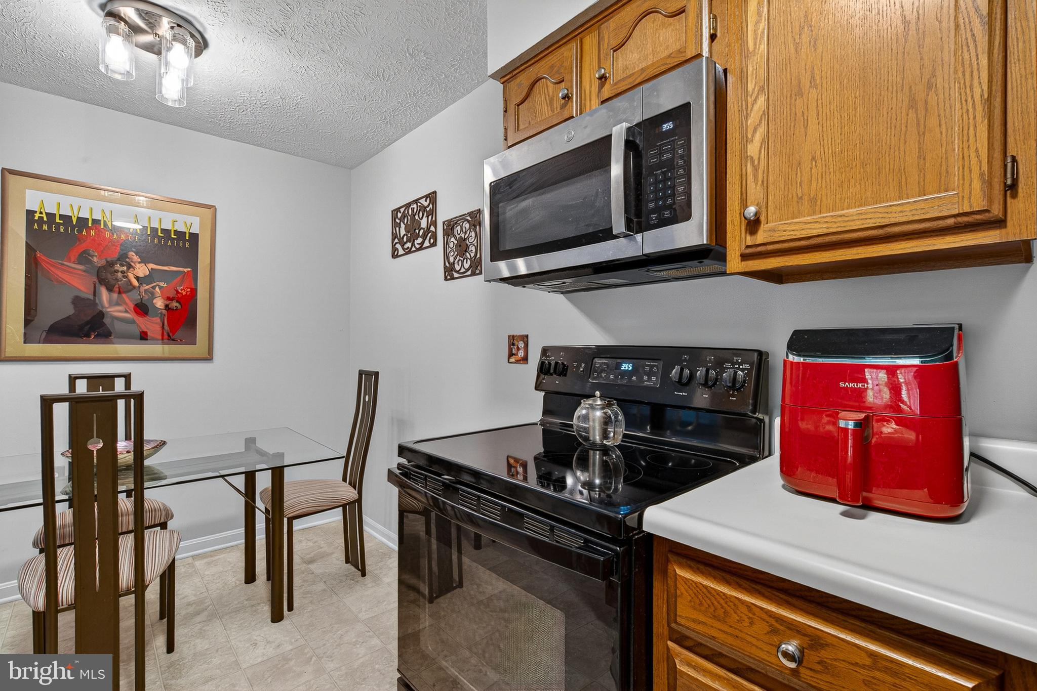 ROCKBURN COMMONS III - Residential