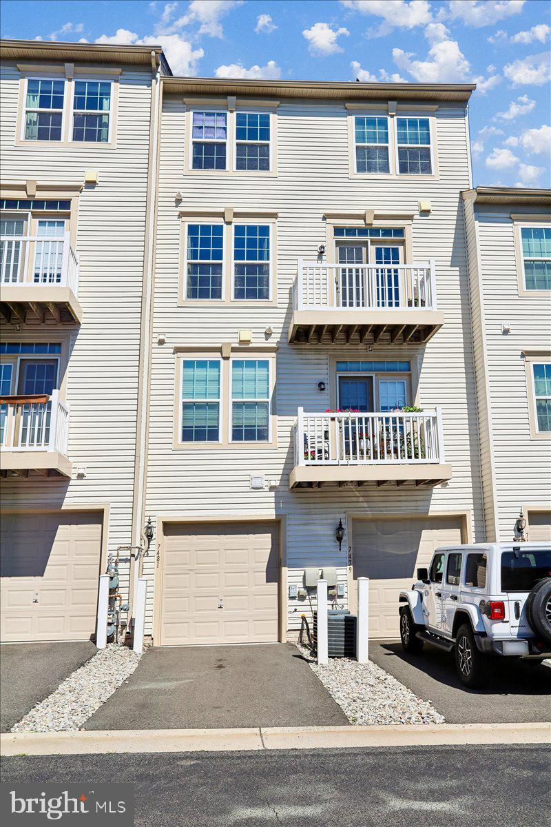 SOMERSET CONDO - Residential