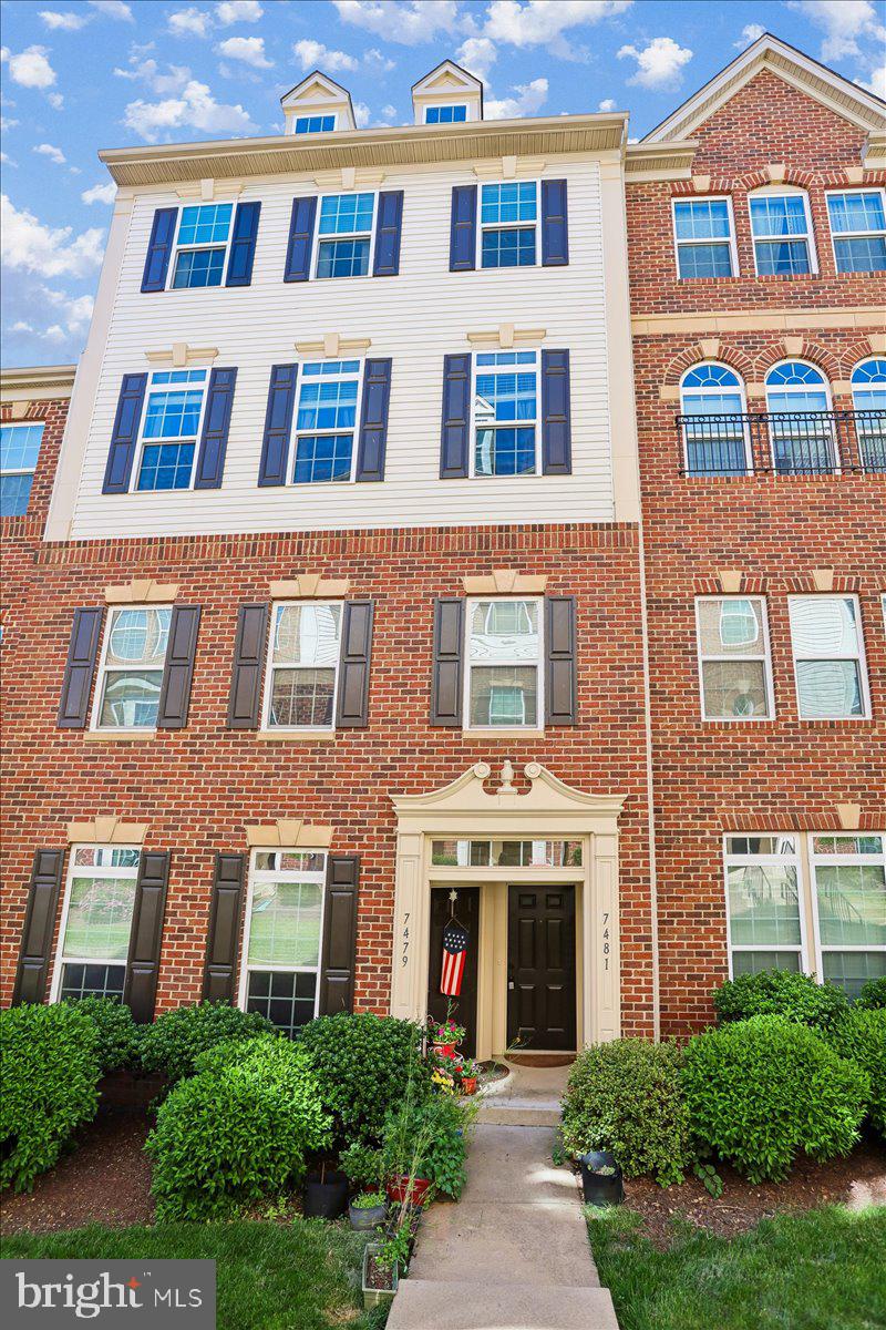 SOMERSET CONDO - Residential