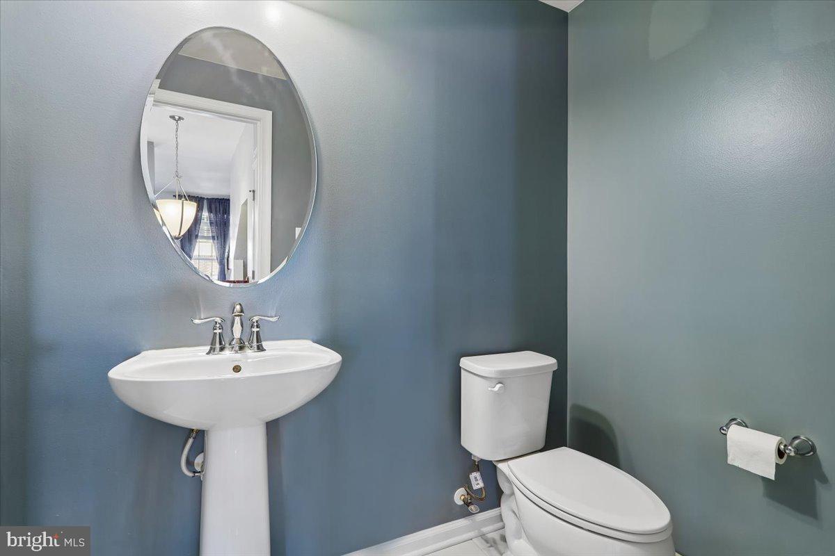 SOMERSET CONDO - Residential