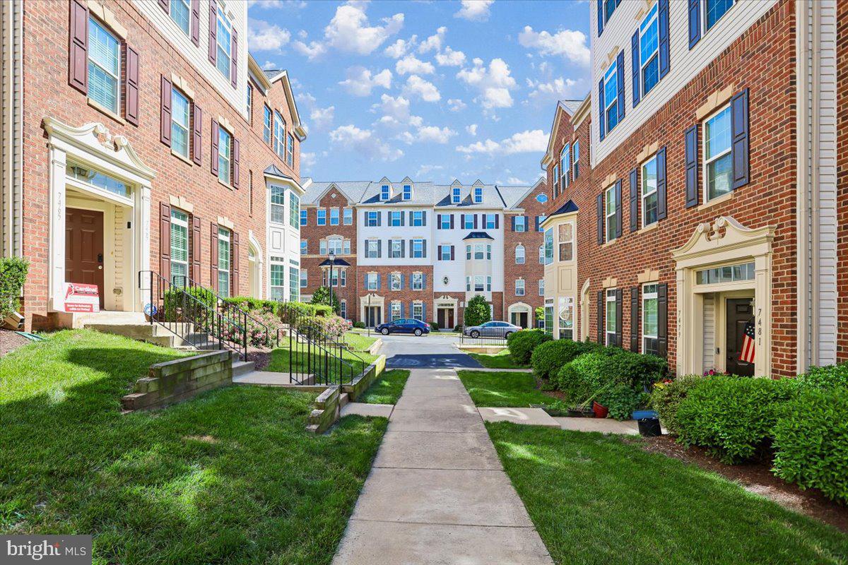 SOMERSET CONDO - Residential