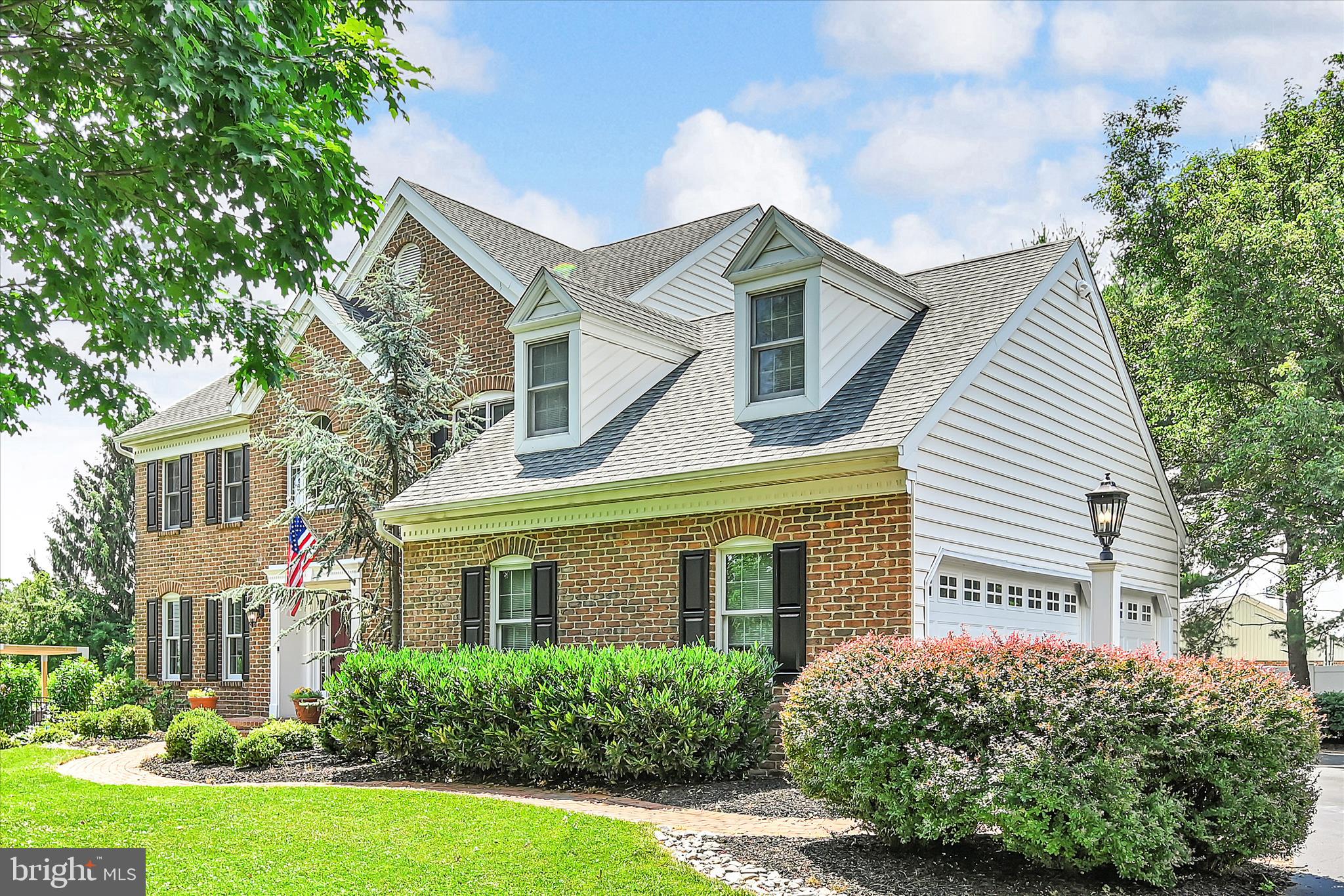 CENTERVILLE COMMONS - Residential