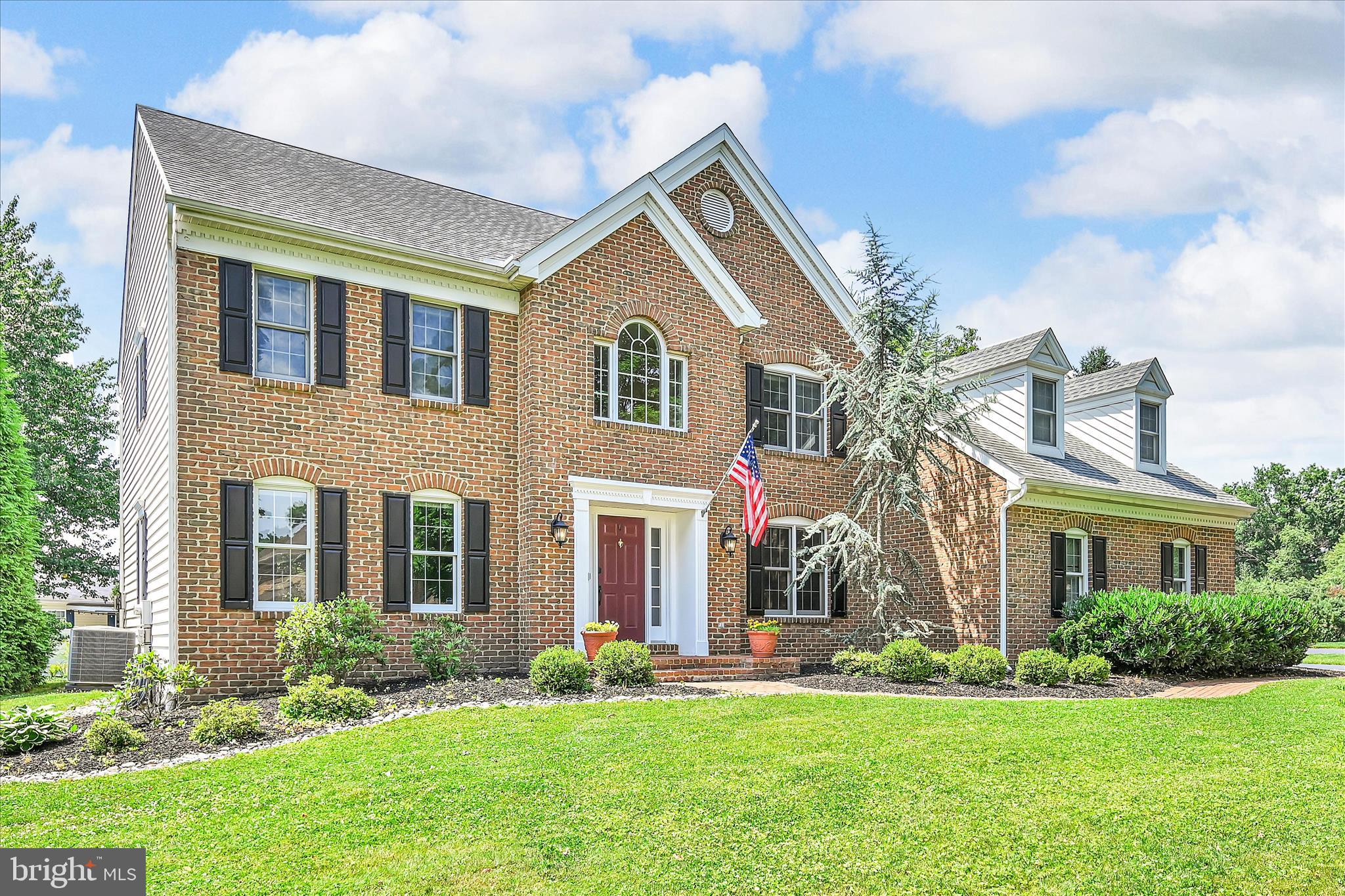 CENTERVILLE COMMONS - Residential