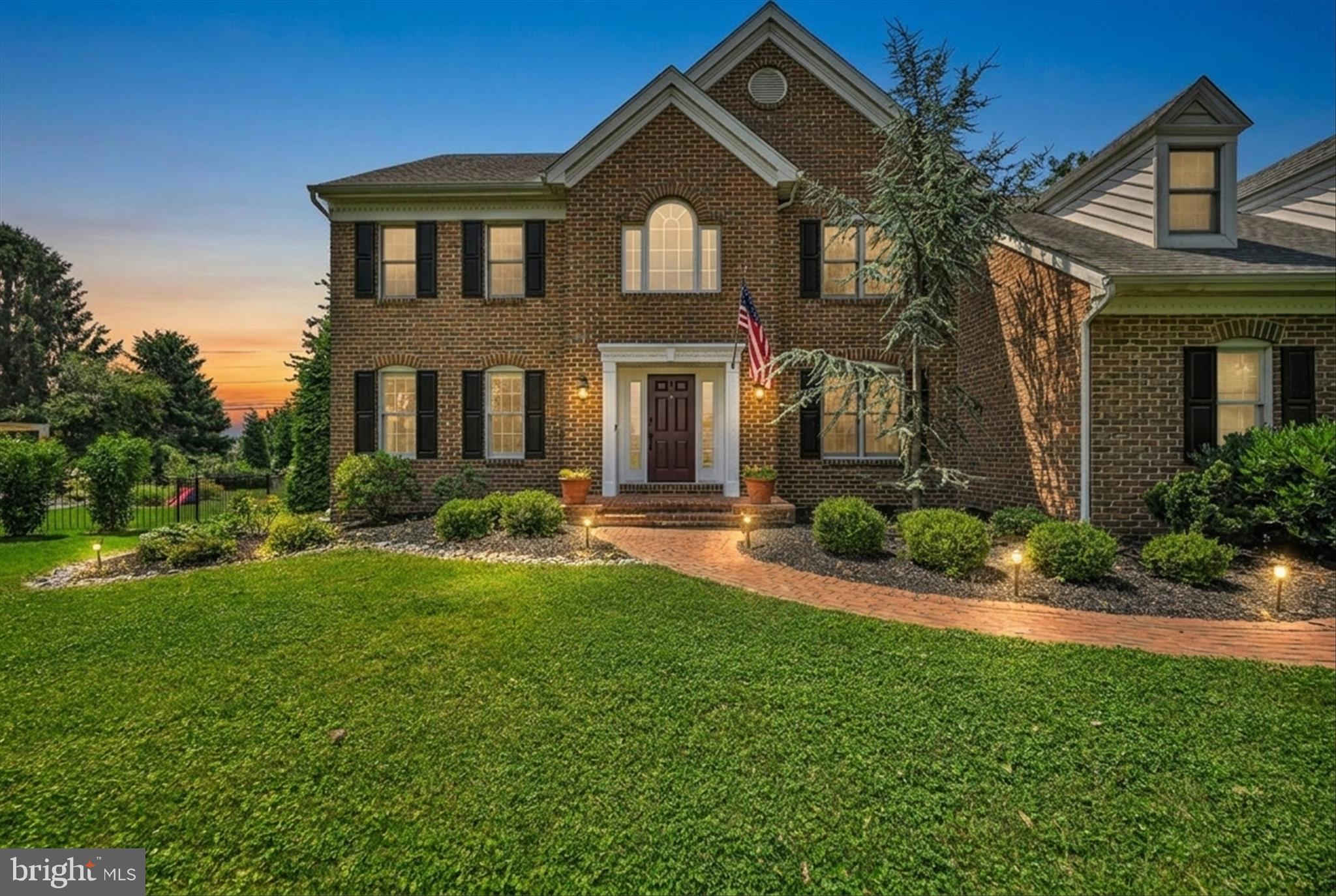 CENTERVILLE COMMONS - Residential