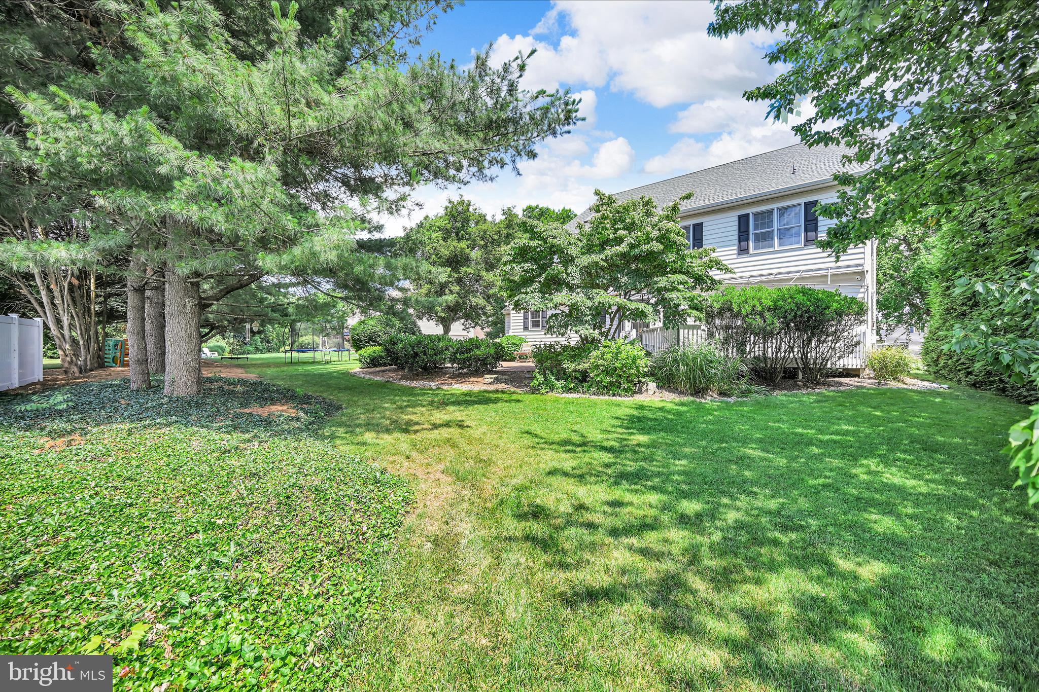 CENTERVILLE COMMONS - Residential