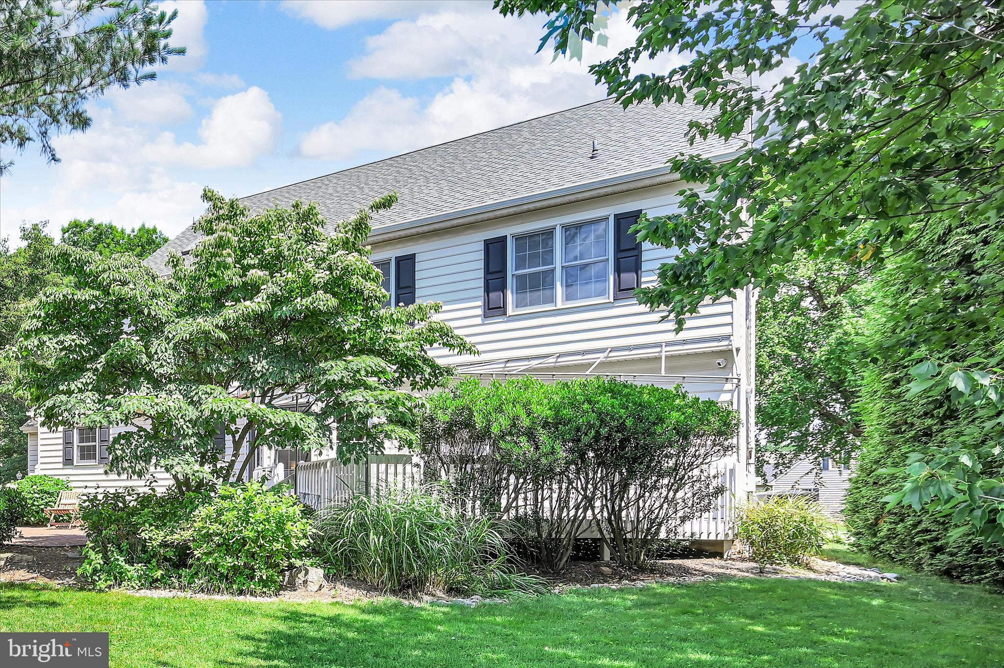 CENTERVILLE COMMONS - Residential