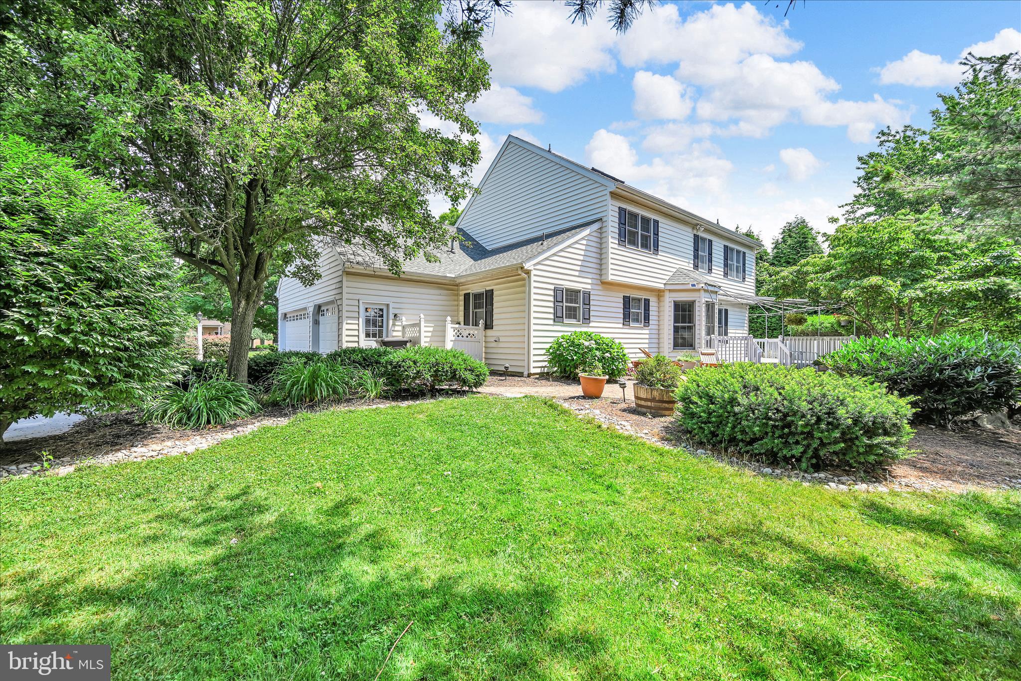 CENTERVILLE COMMONS - Residential