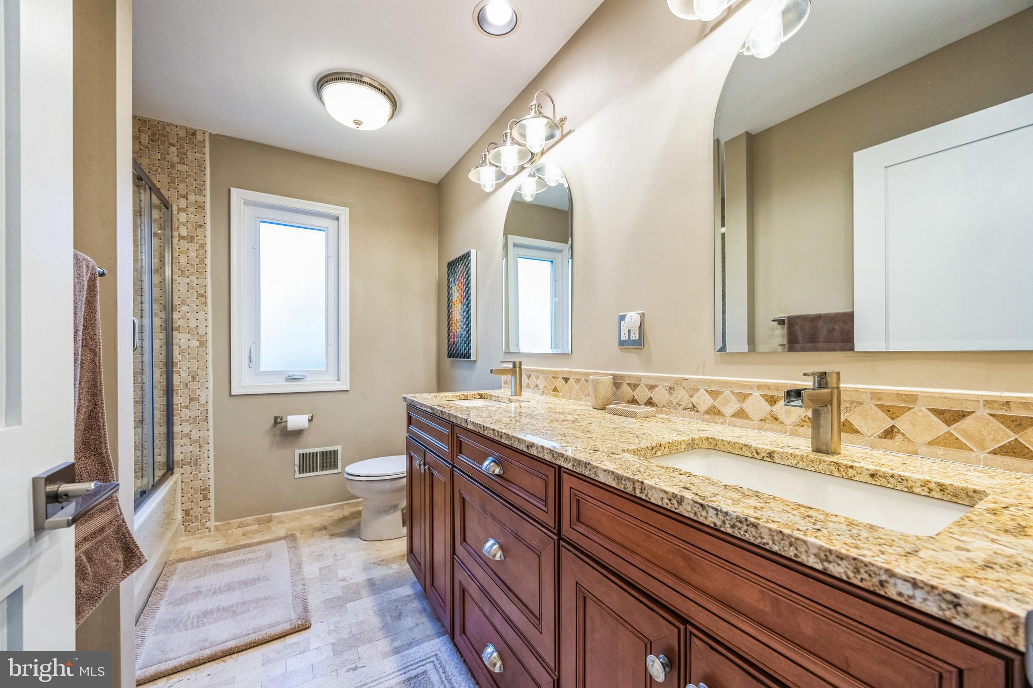 RADLEY RUN - Residential