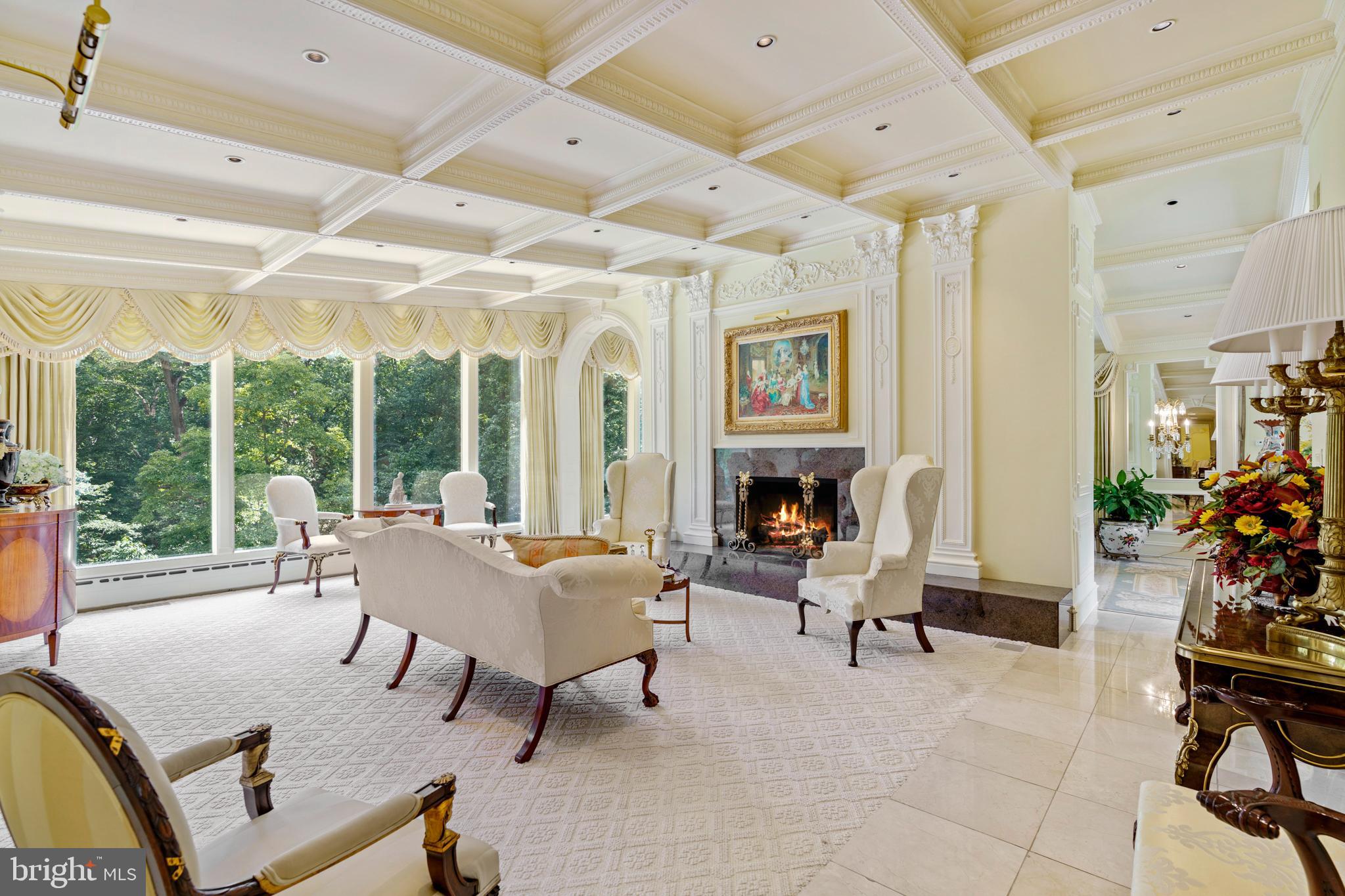 JACKSON HILLS - Residential