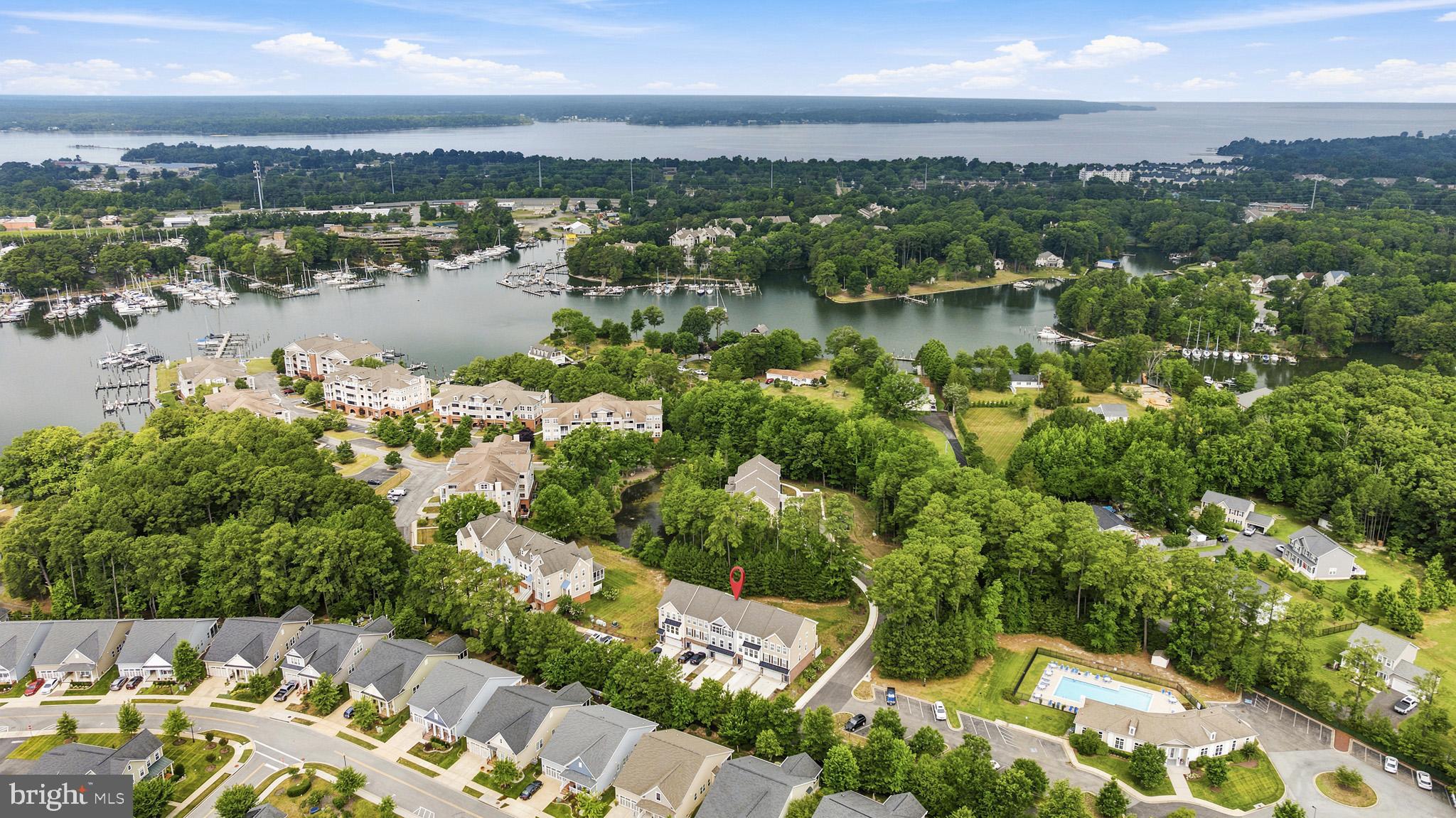 OYSTER BAY CONDOMINIUMS - Residential