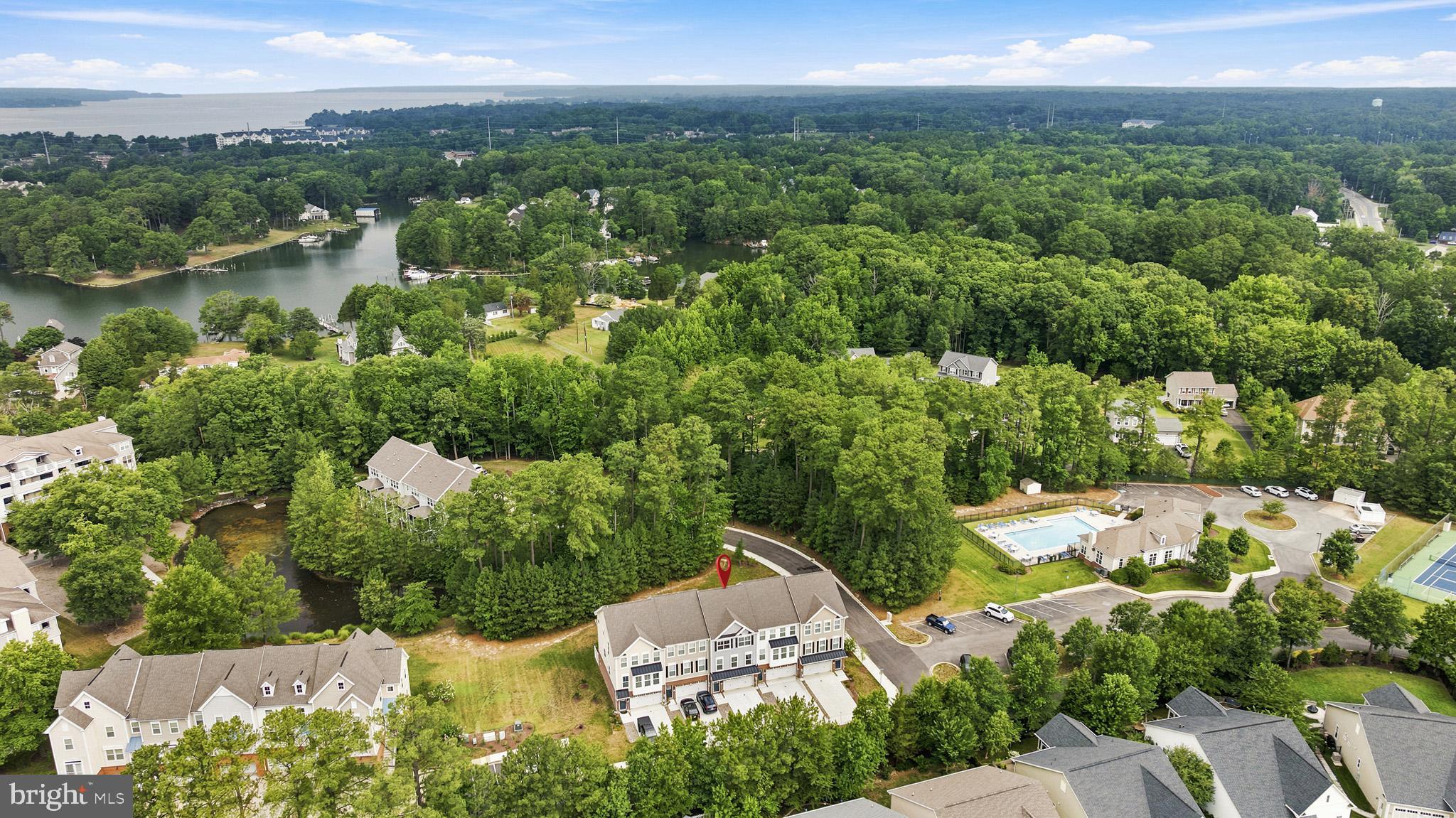 OYSTER BAY CONDOMINIUMS - Residential
