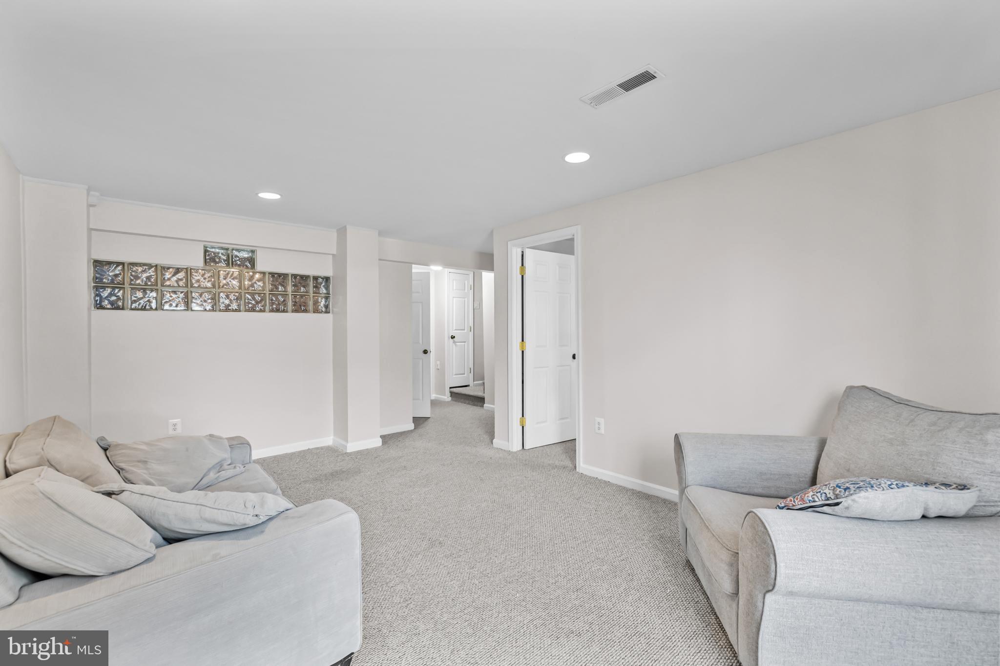 PRINCETON WOODS - Residential