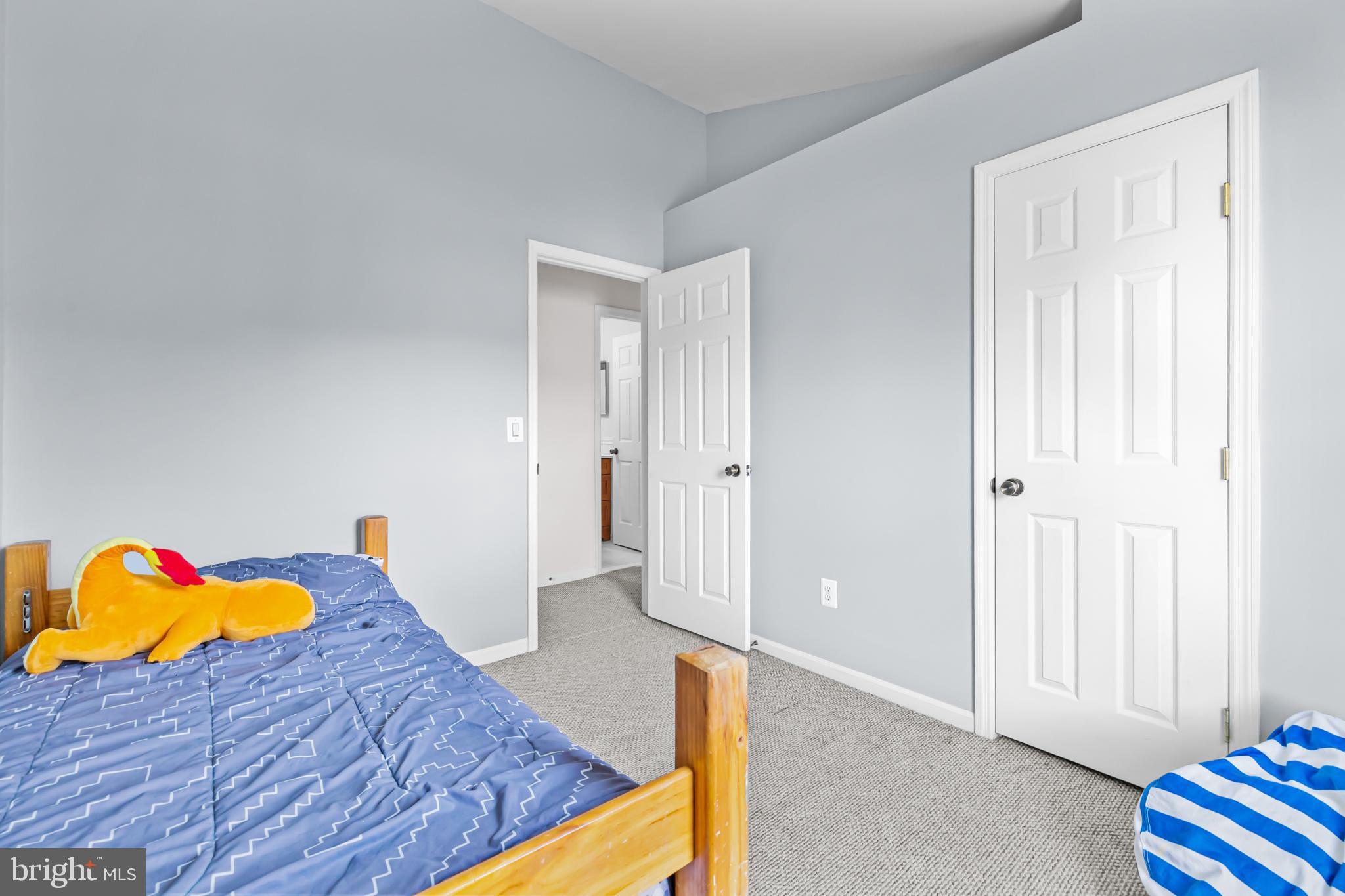 PRINCETON WOODS - Residential