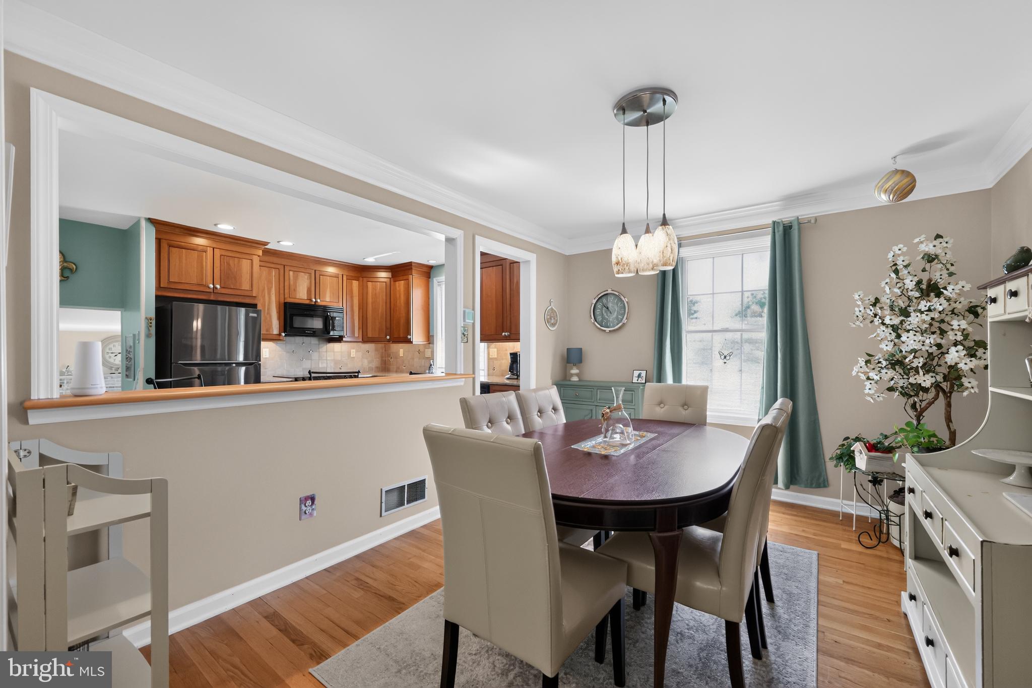 OXFORD GLEN - Residential