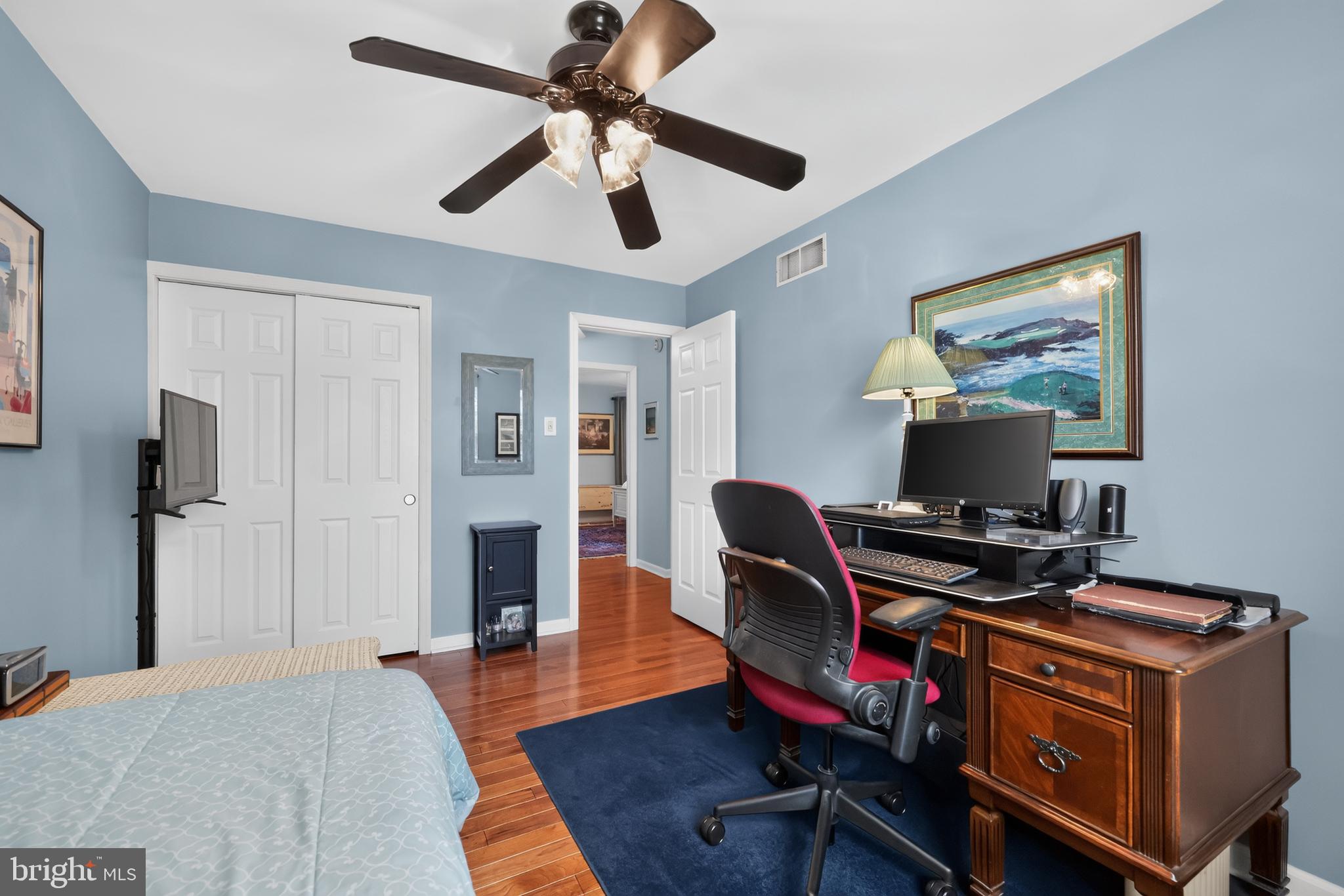 OXFORD GLEN - Residential