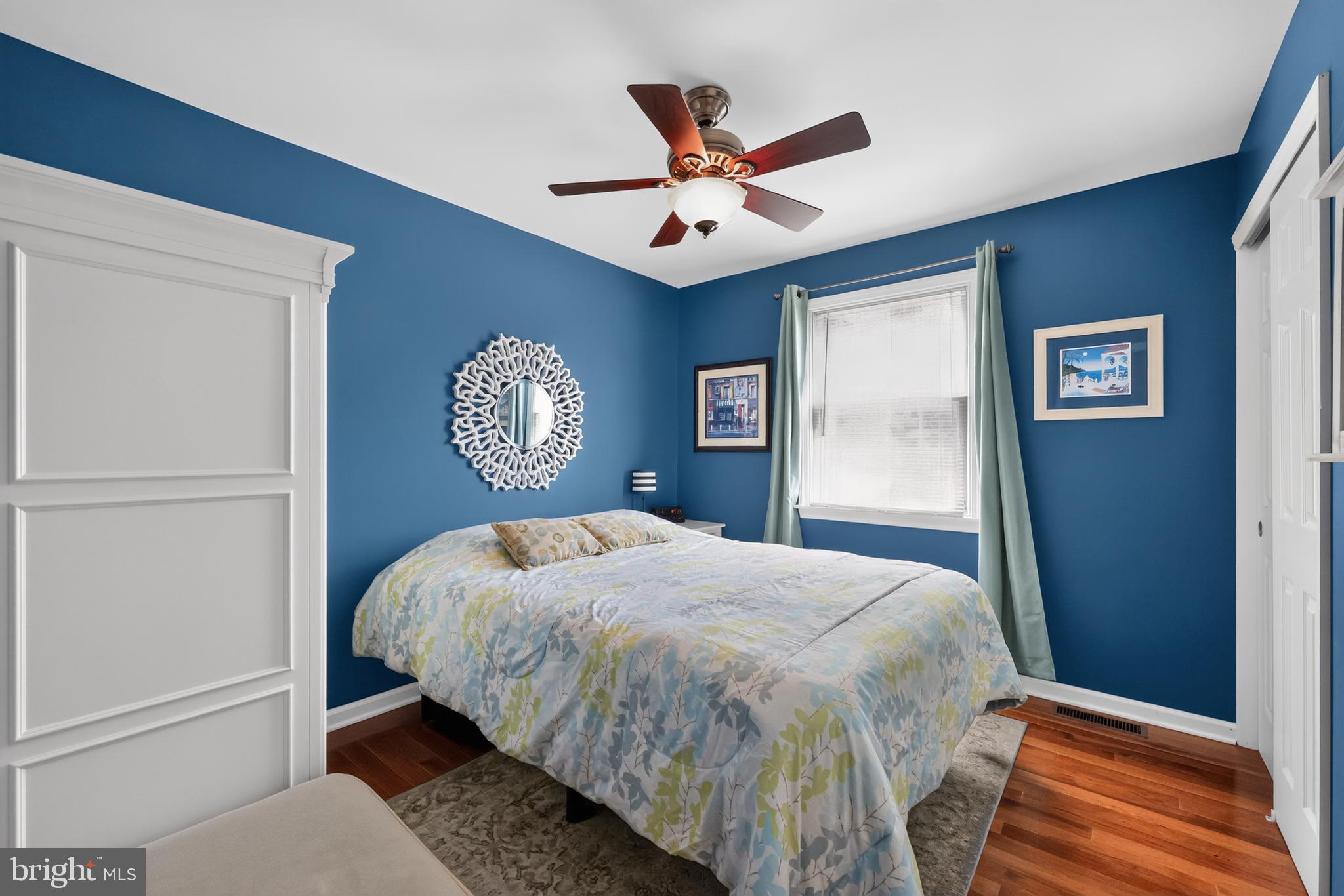 OXFORD GLEN - Residential