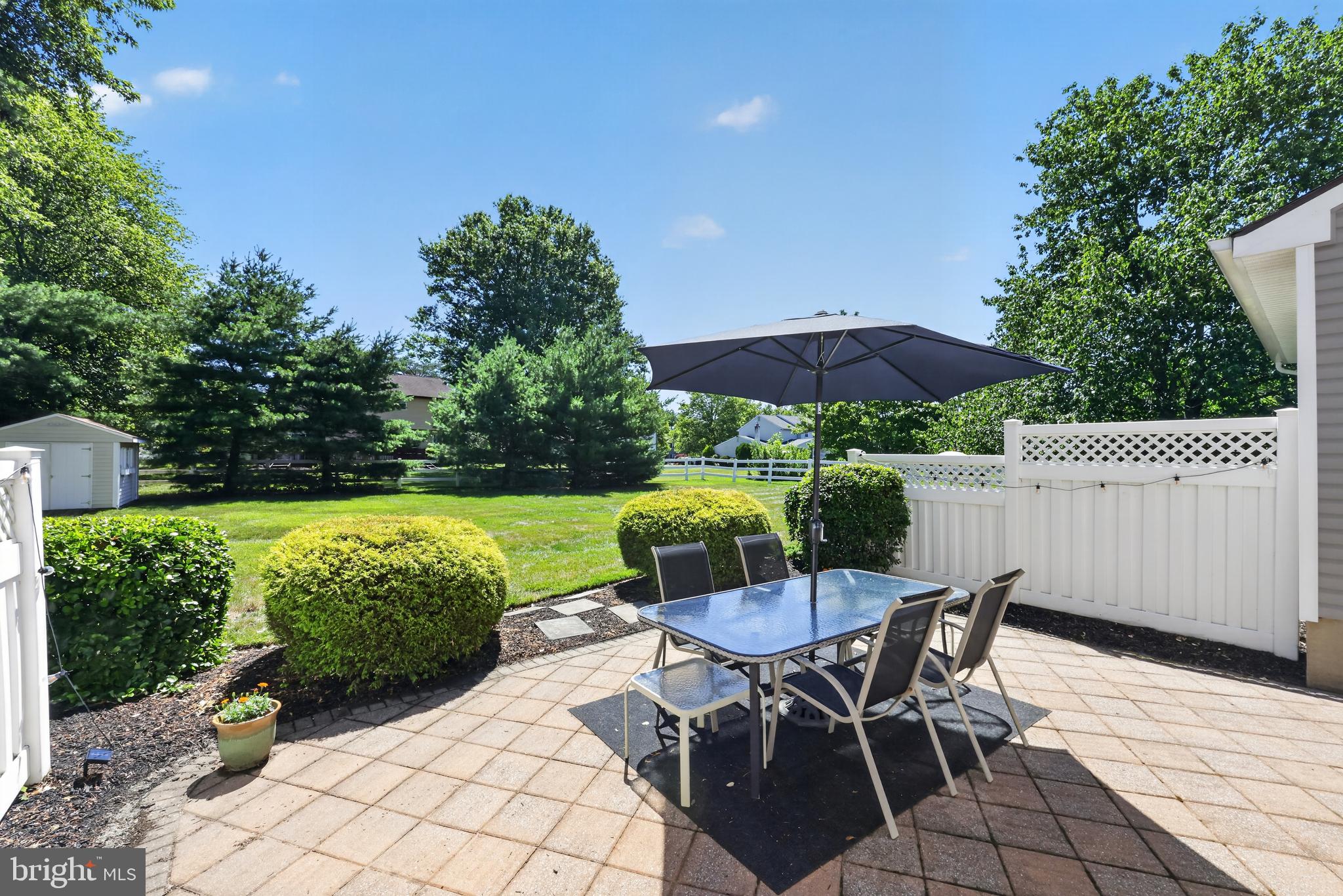 OXFORD GLEN - Residential