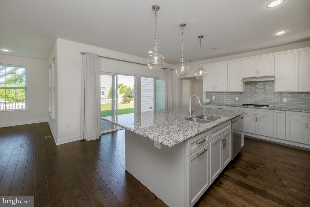 VILLAGE OF BAYBERRY - Residential