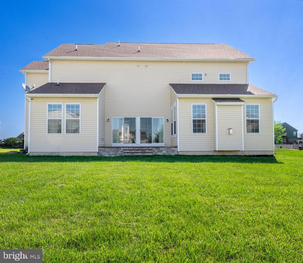 VILLAGE OF BAYBERRY - Residential