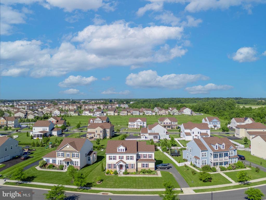 VILLAGE OF BAYBERRY - Residential