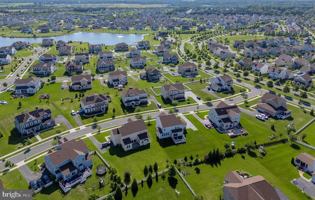 VILLAGE OF BAYBERRY - Residential