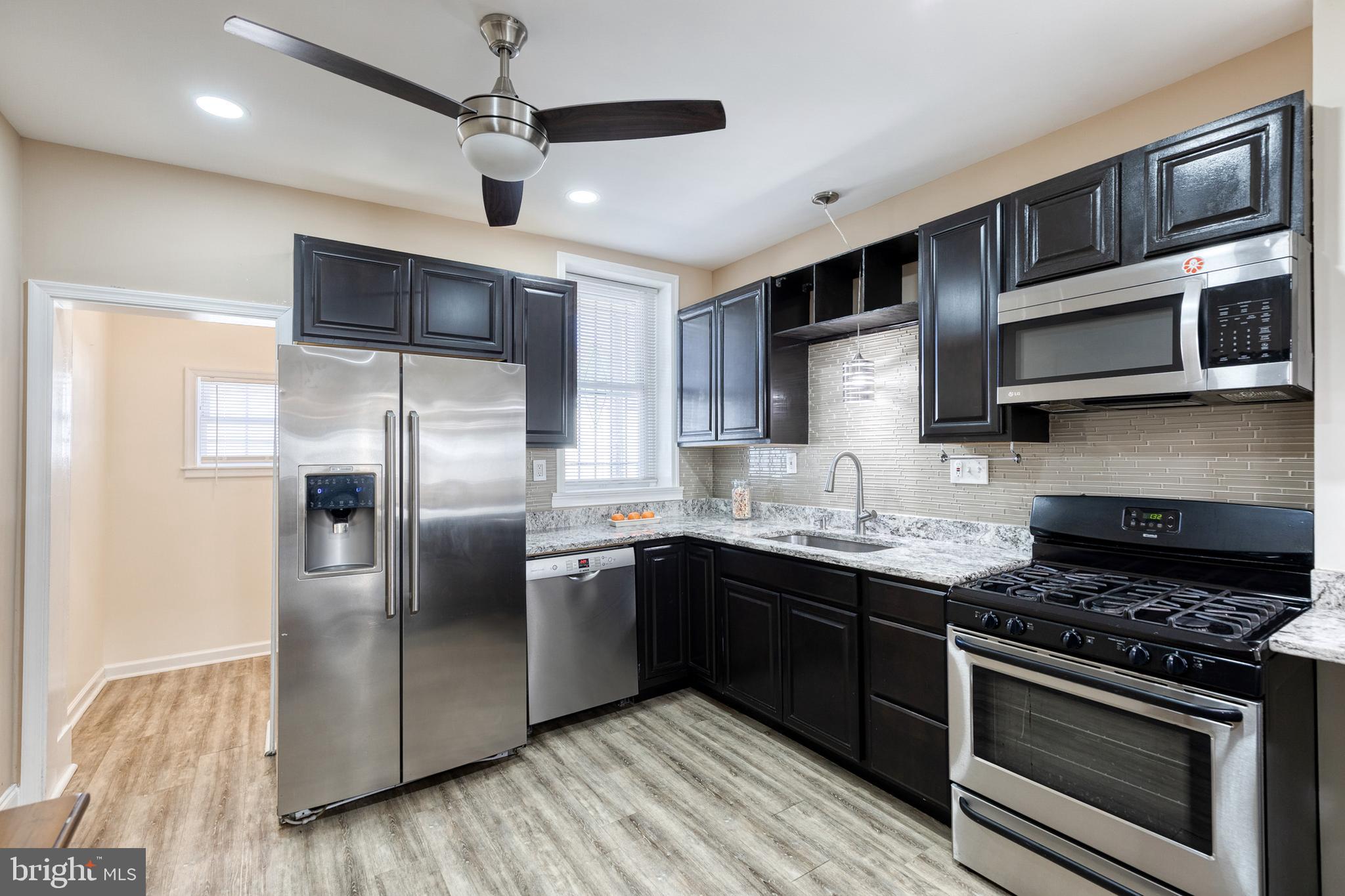 HIGHLANDTOWN - Residential